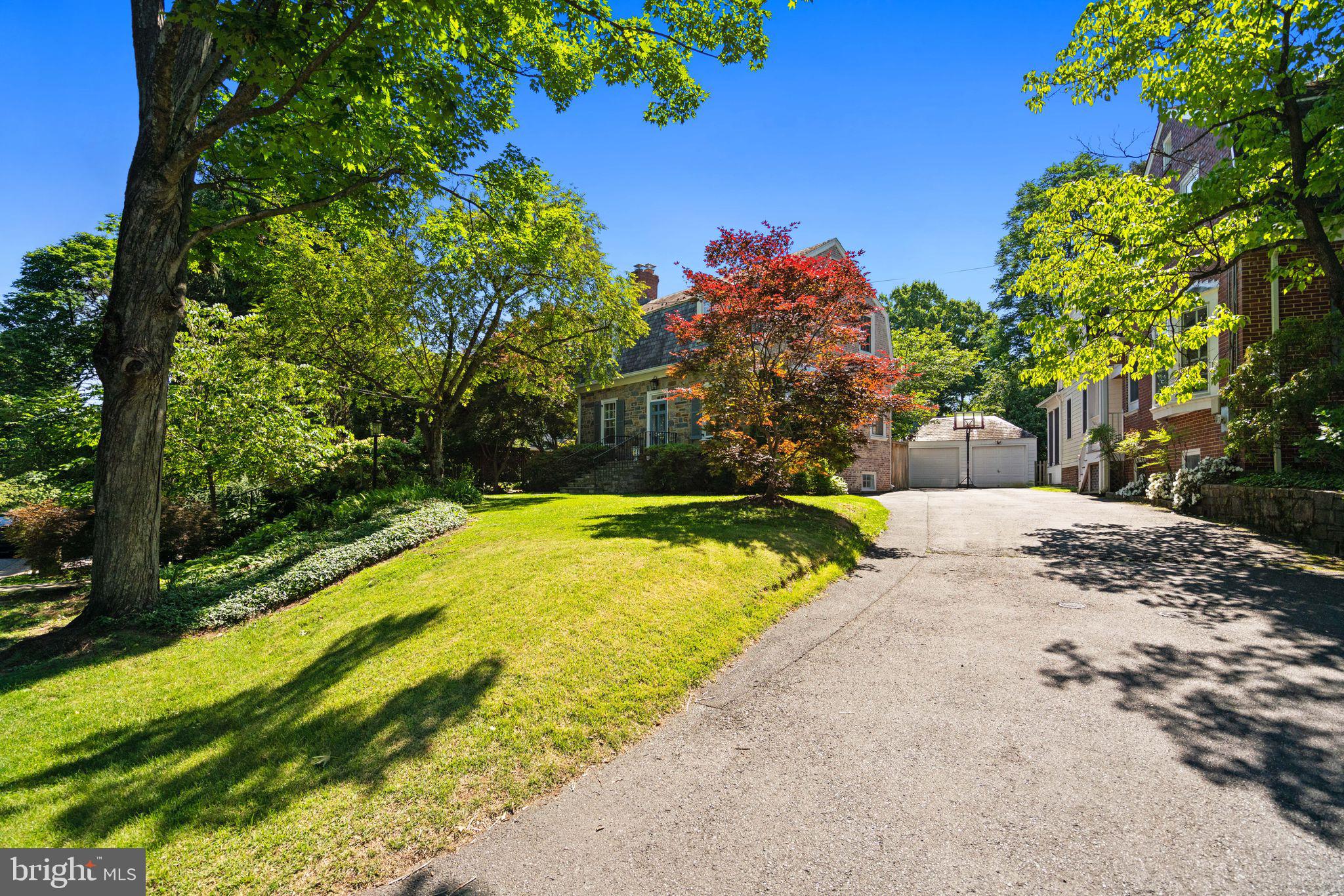 YORKTOWN VILLAGE - Residential