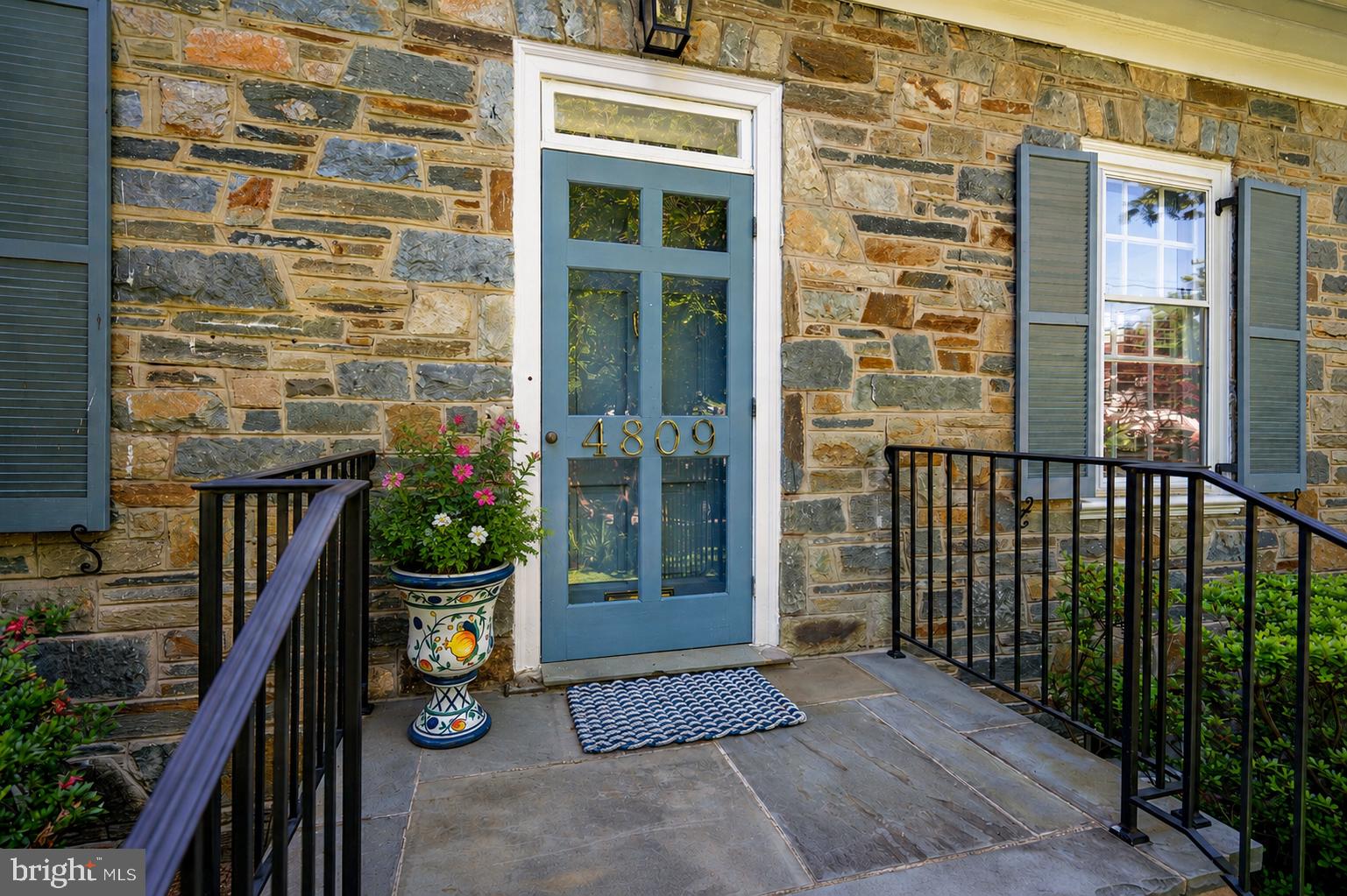 YORKTOWN VILLAGE - Residential
