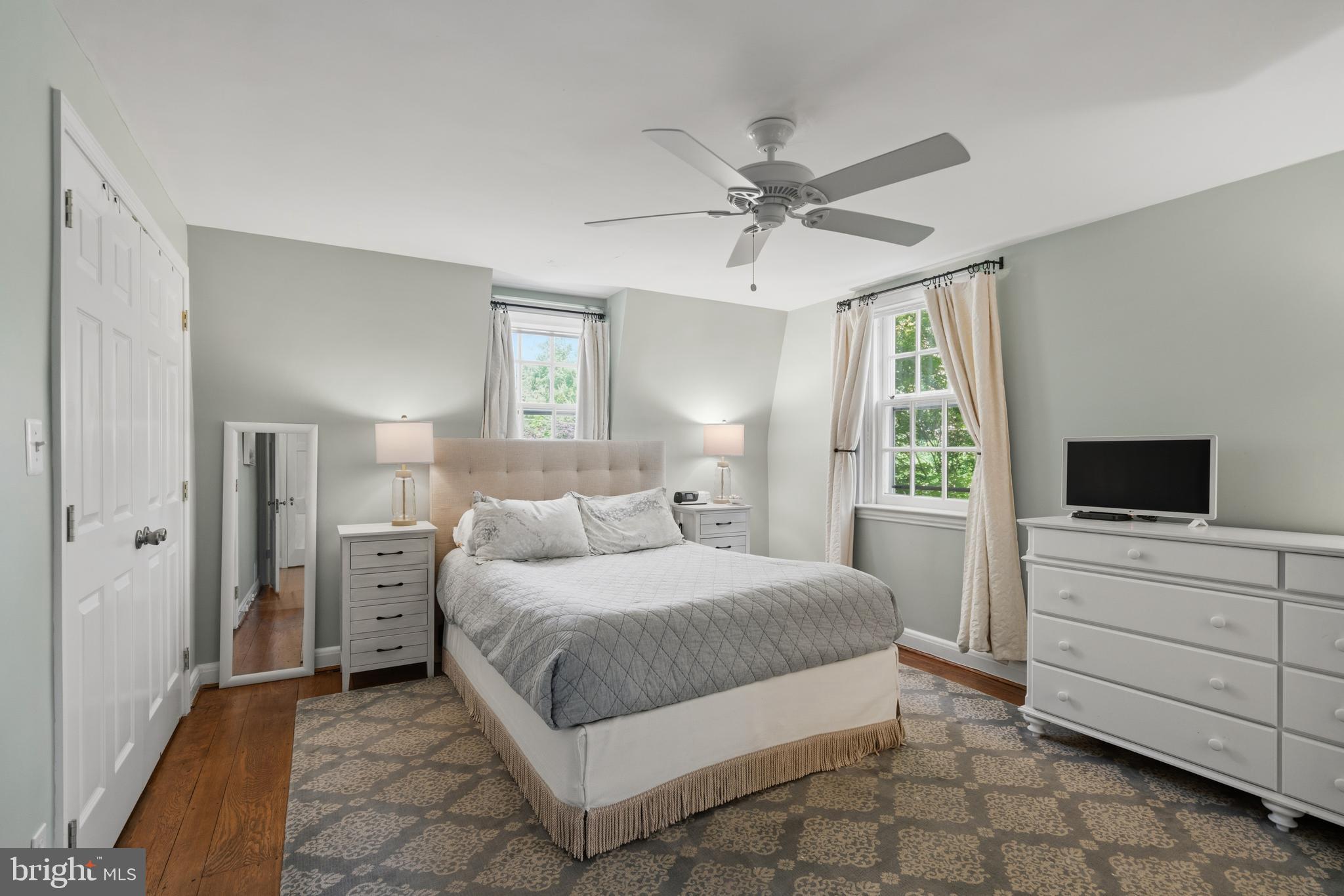 YORKTOWN VILLAGE - Residential