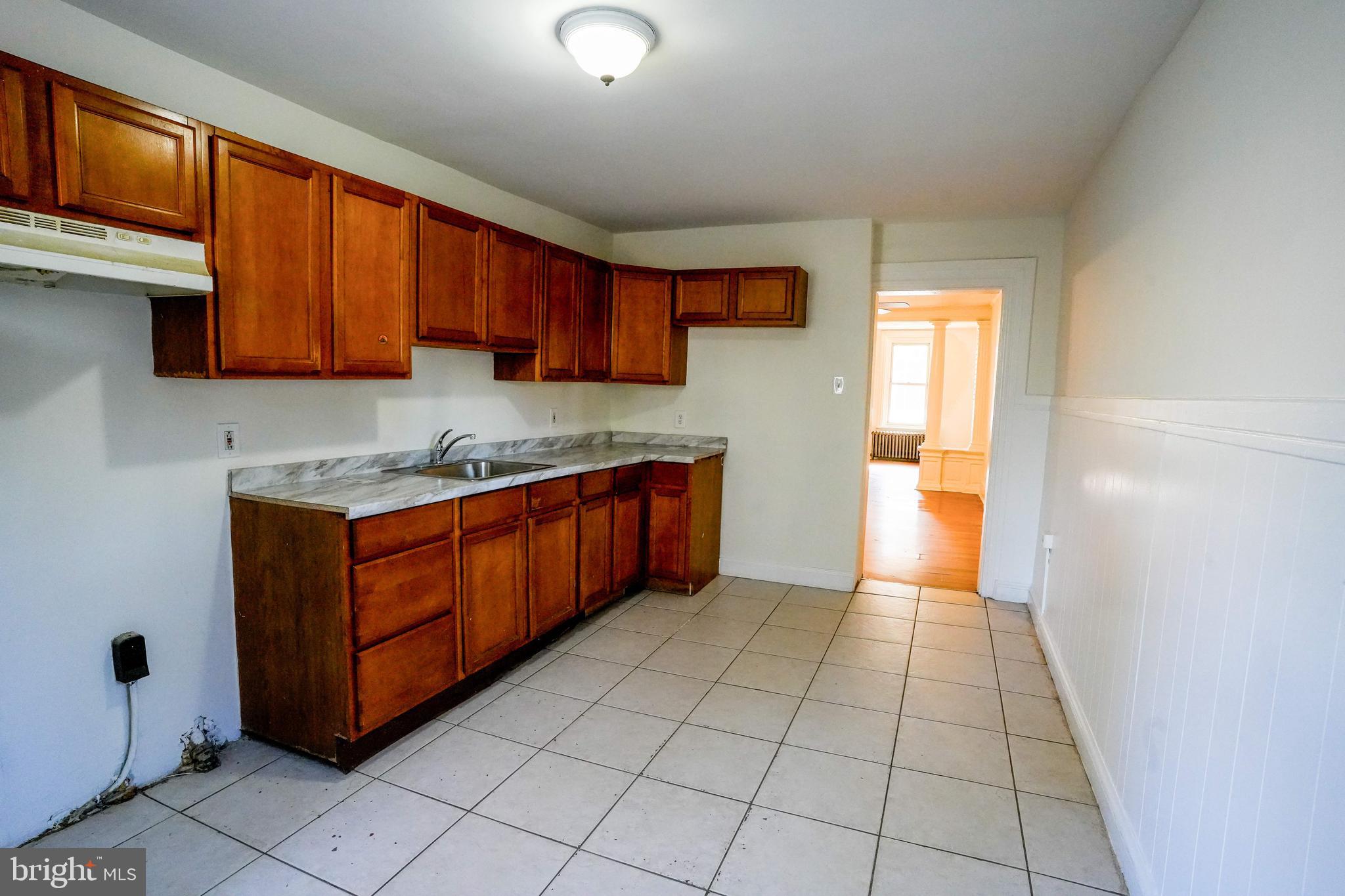 NORRISTOWN - Residential