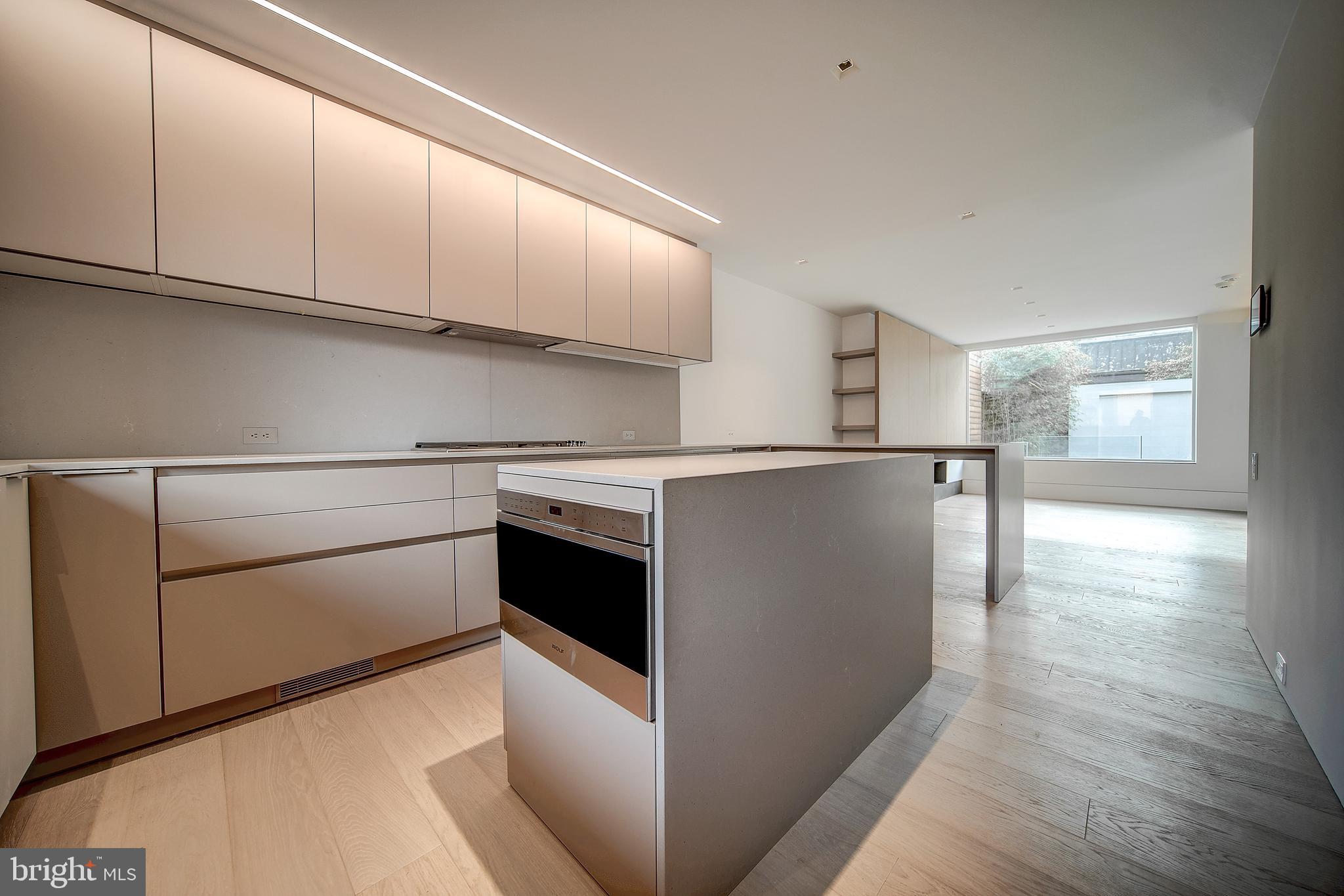SOCIETY HILL - Residential
