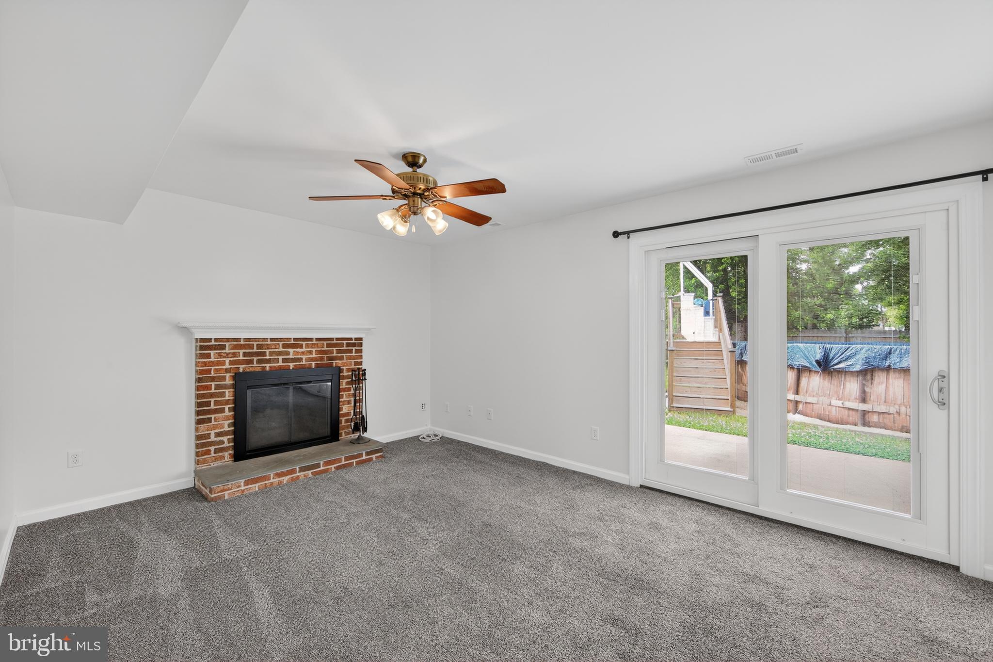 SALEM WOODS - Residential