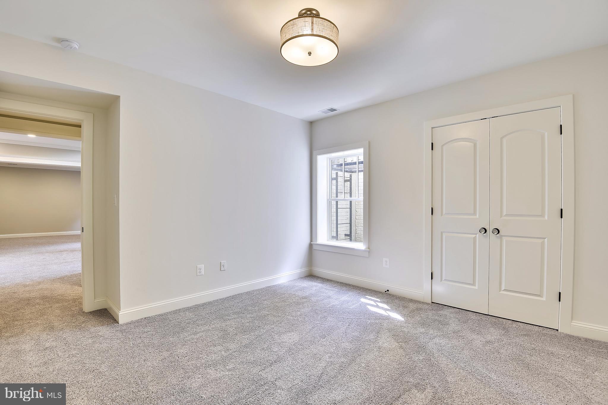 HUNTINGTON TERRACE - Residential