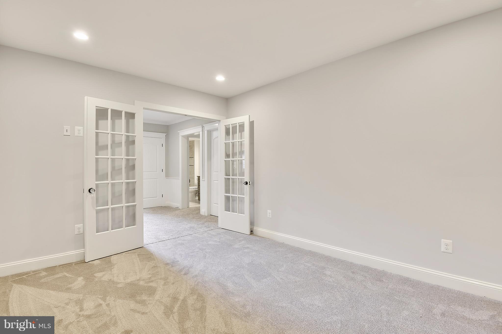HUNTINGTON TERRACE - Residential