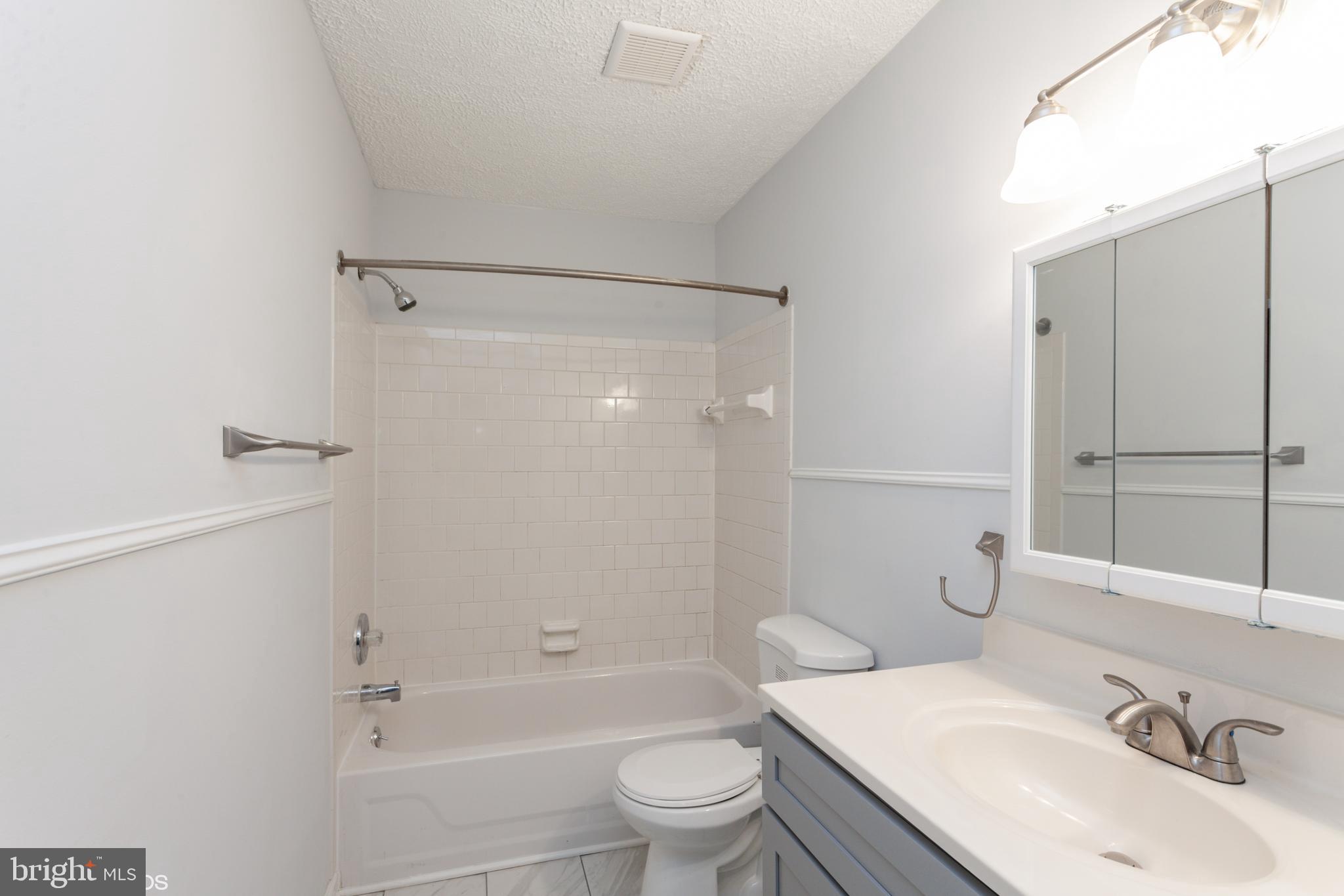 HERITAGE HILL CONDO - Residential