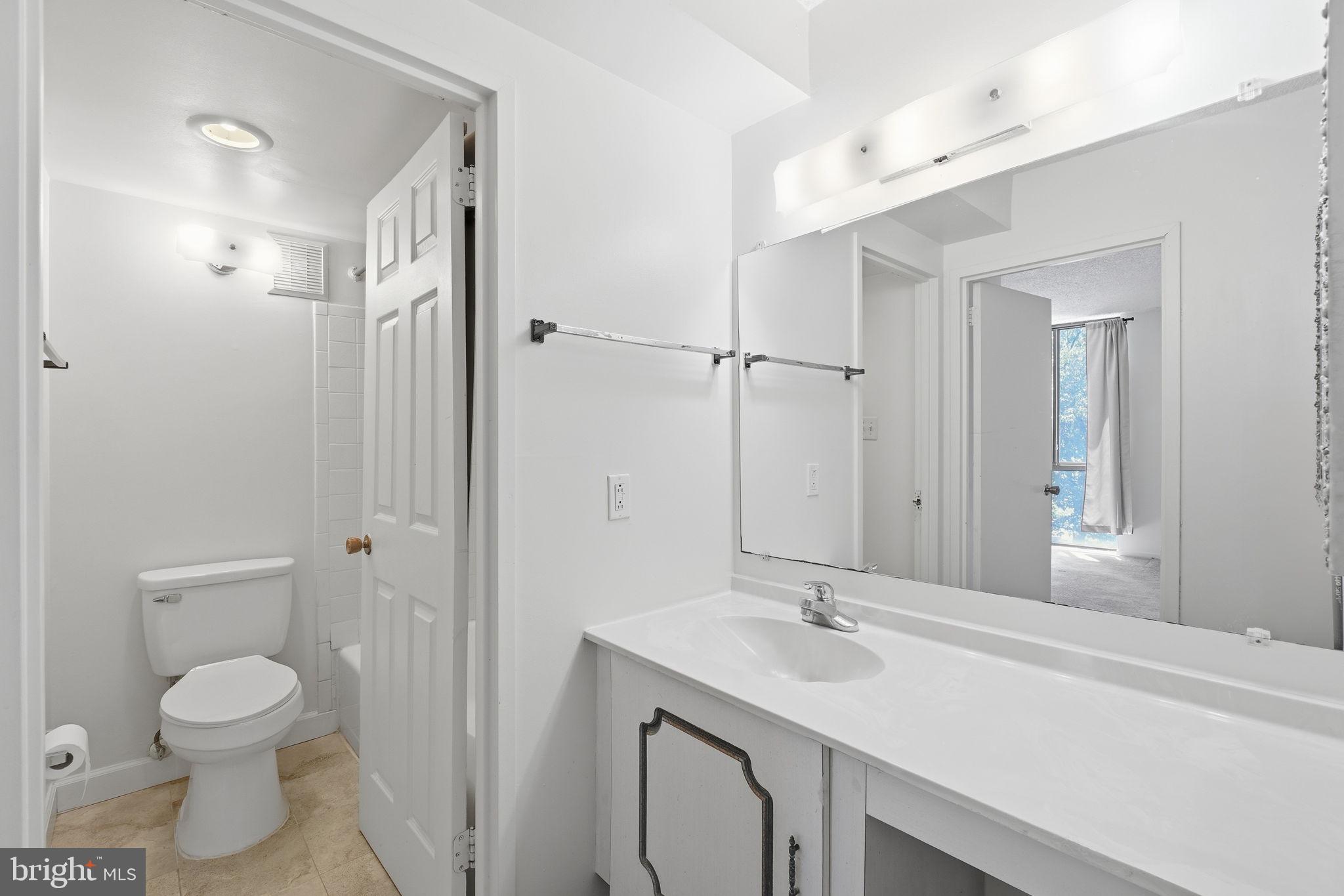 IDYLWOOD TOWERS - Residential