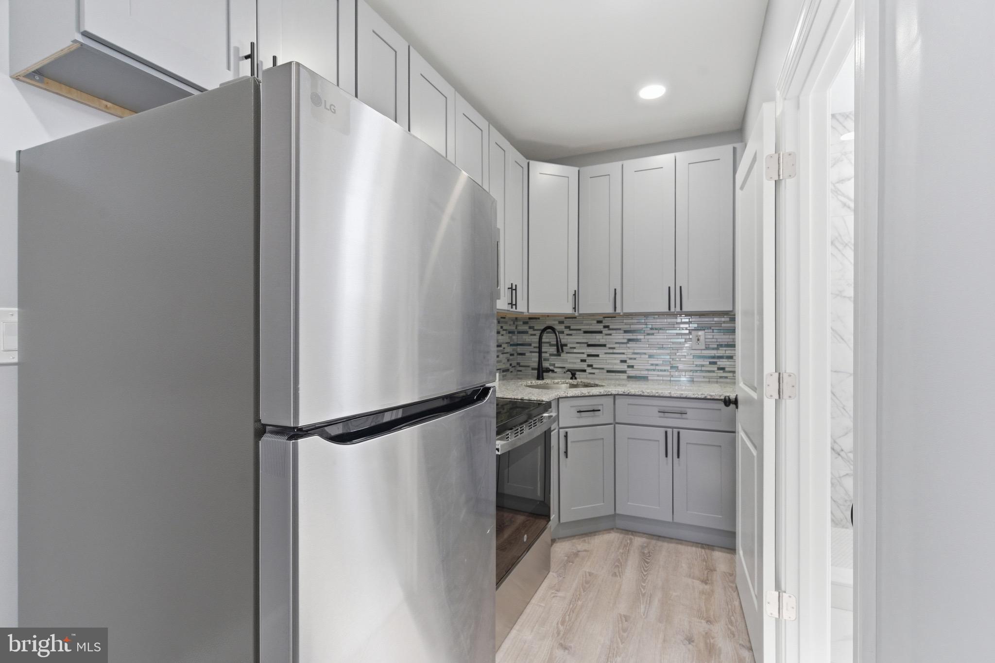 PHILADELPHIA (SOUTHWEST) - Residential