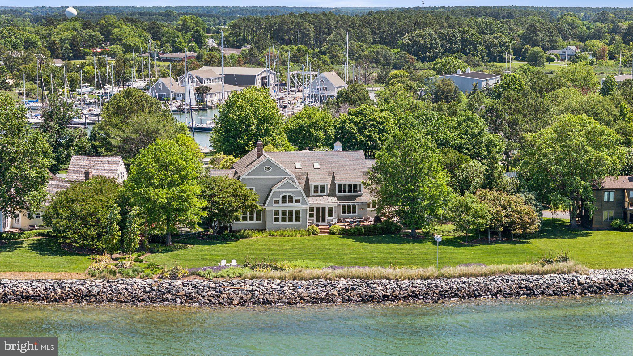 BACHELORS POINT - Residential