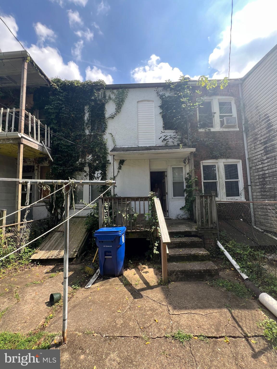 WEST FOREST PARK - Residential