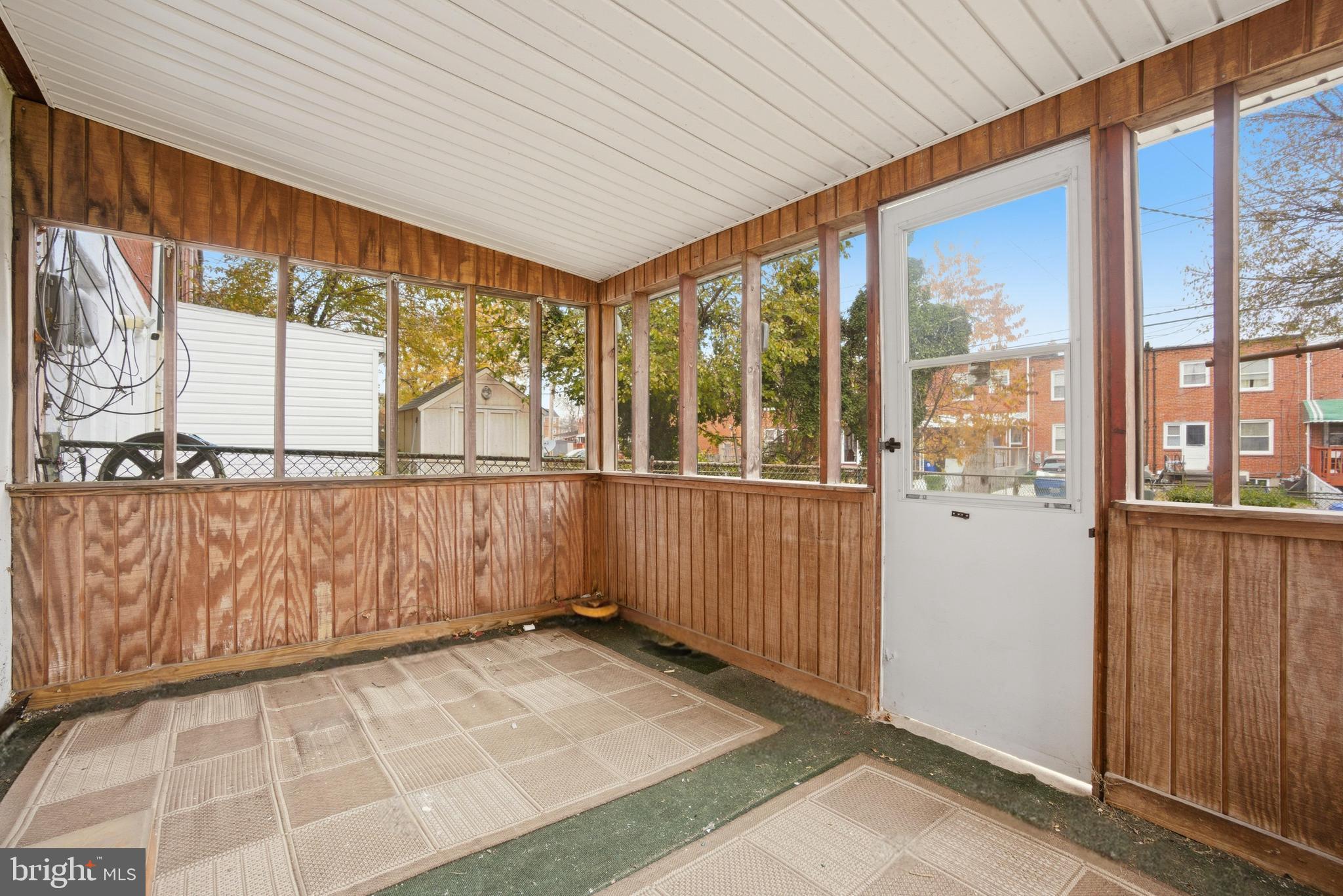 YALE HEIGHTS - Residential