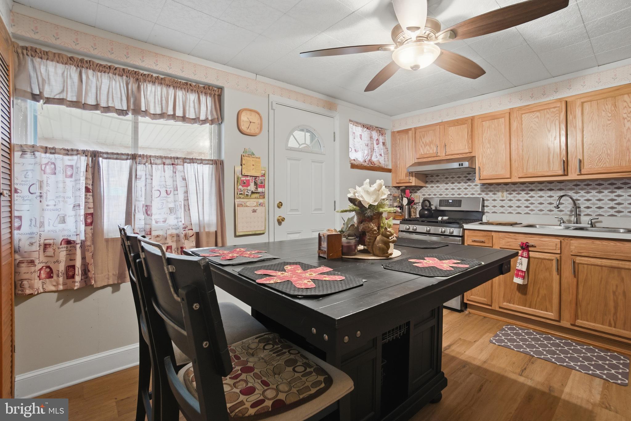 YALE HEIGHTS - Residential