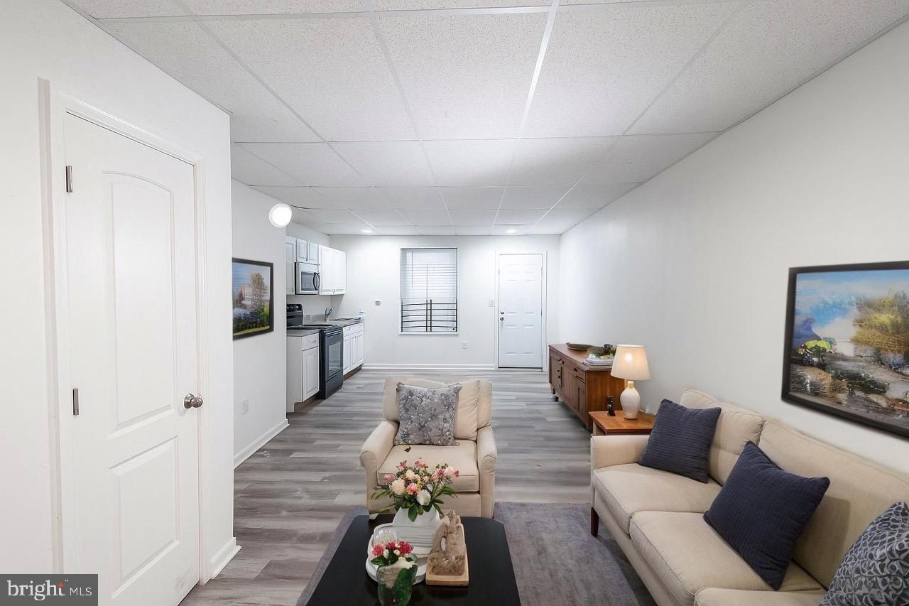 ROSEMONT - Residential