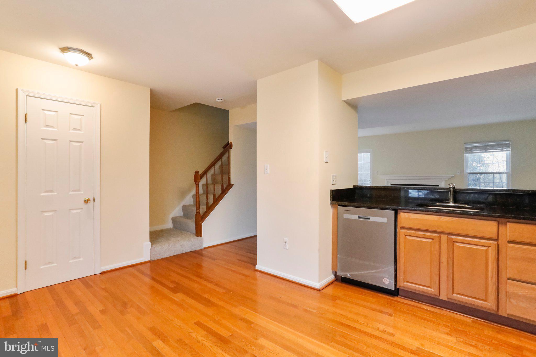 LONGSTREET COMMONS - Residential