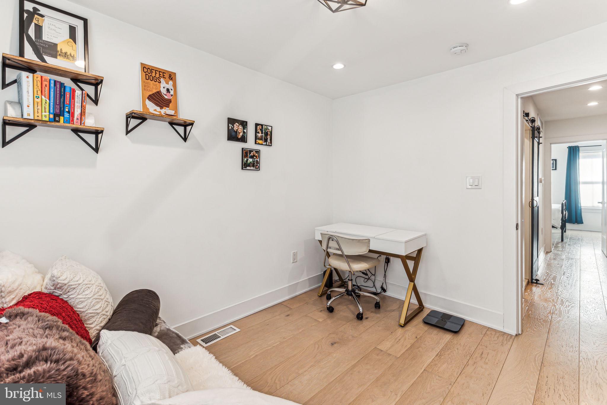 WHITMAN - Residential