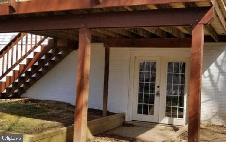 GRANDSTAFF WOODS - Residential Lease