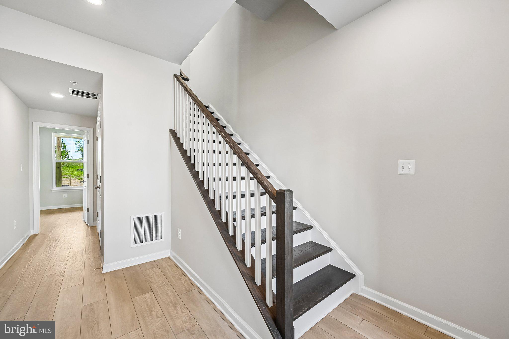 TUSCARORA CREEK - Residential
