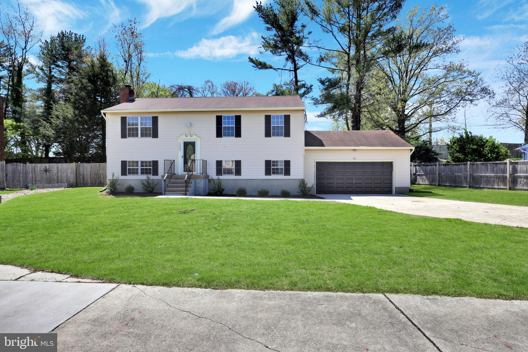 CROFTON VILLAGE - Residential