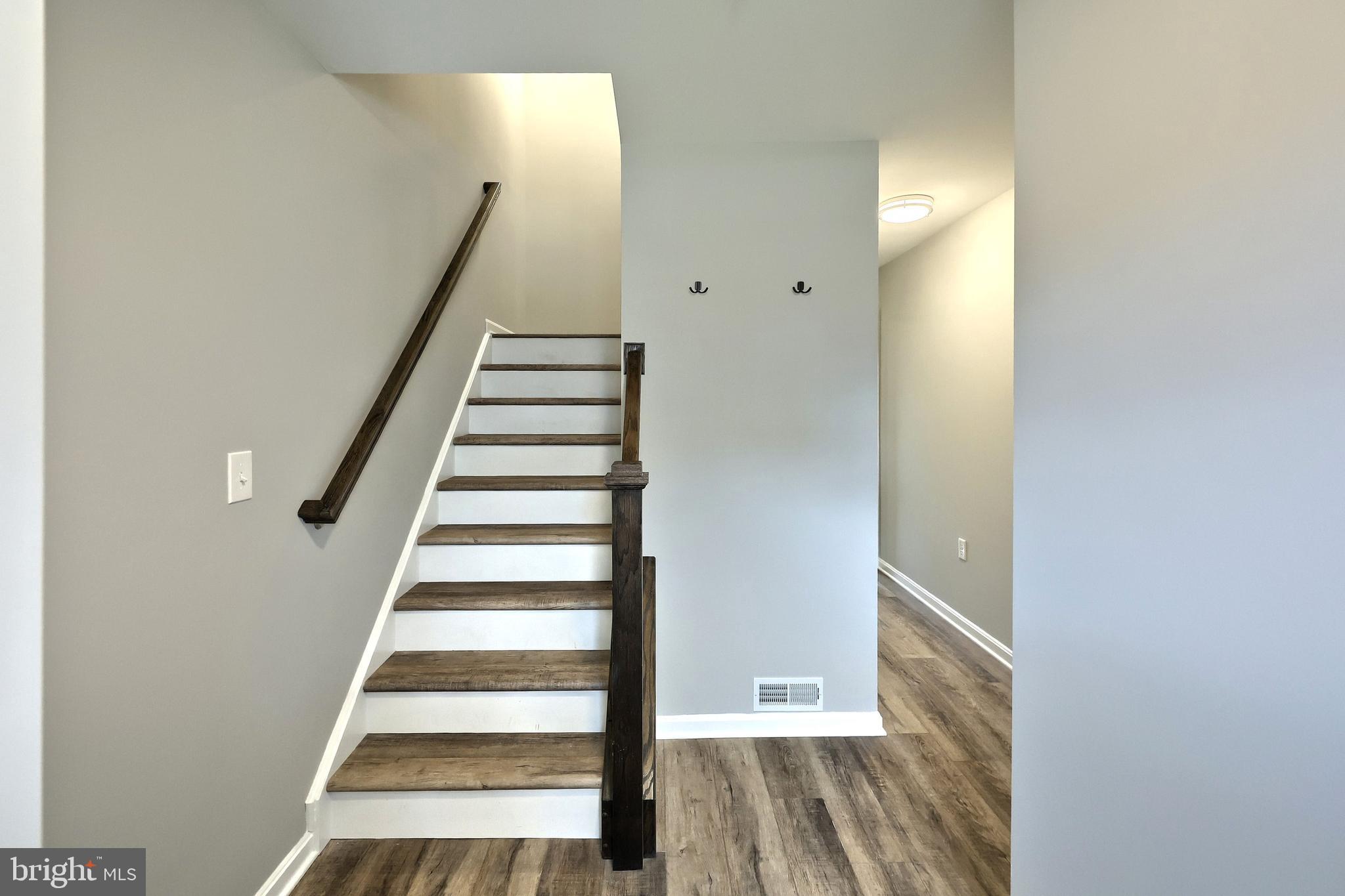 HUDSON RIDGE - Residential