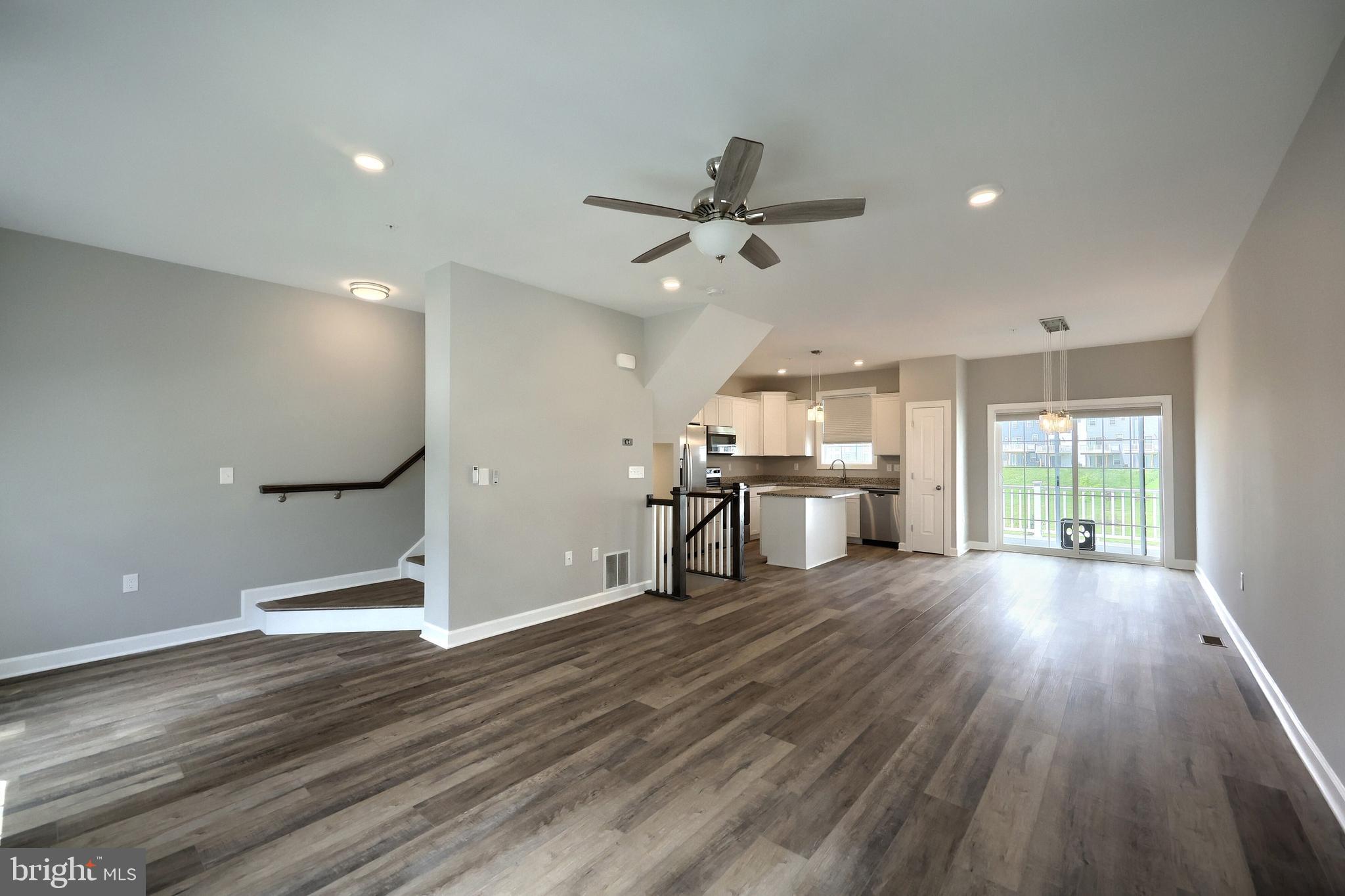 HUDSON RIDGE - Residential