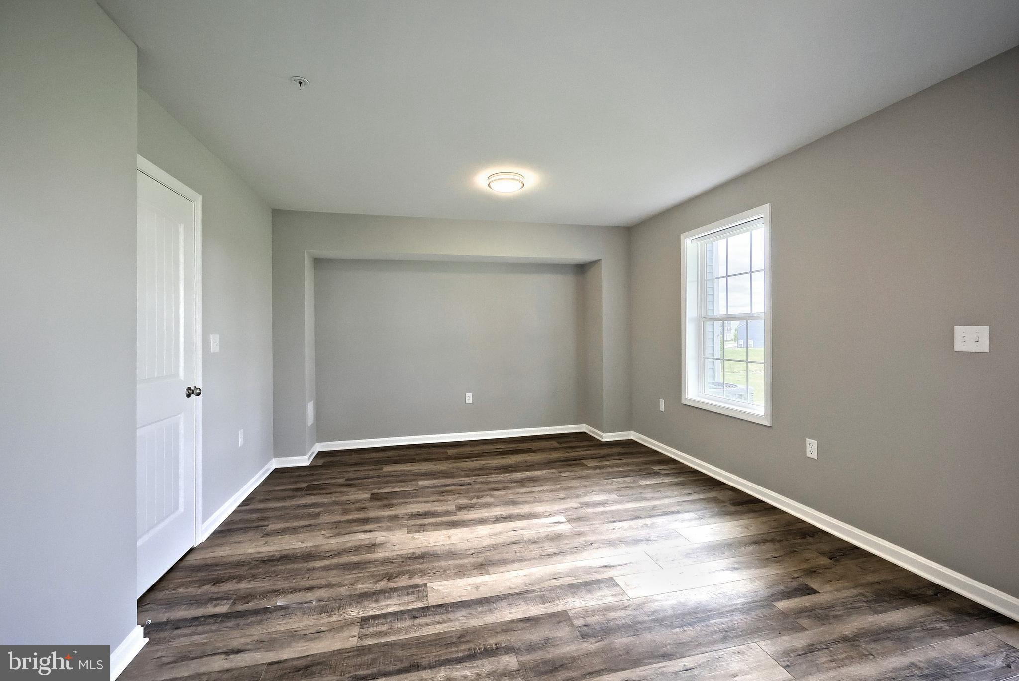 HUDSON RIDGE - Residential