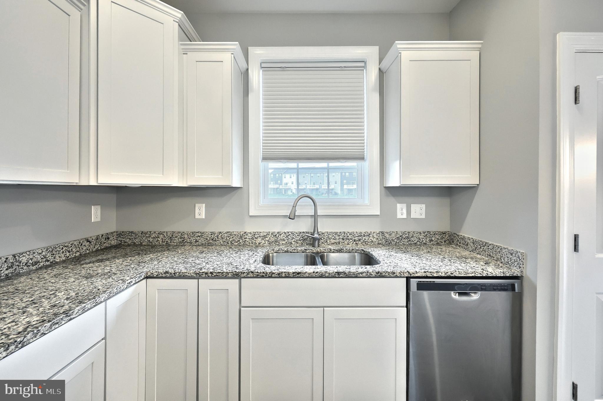 HUDSON RIDGE - Residential