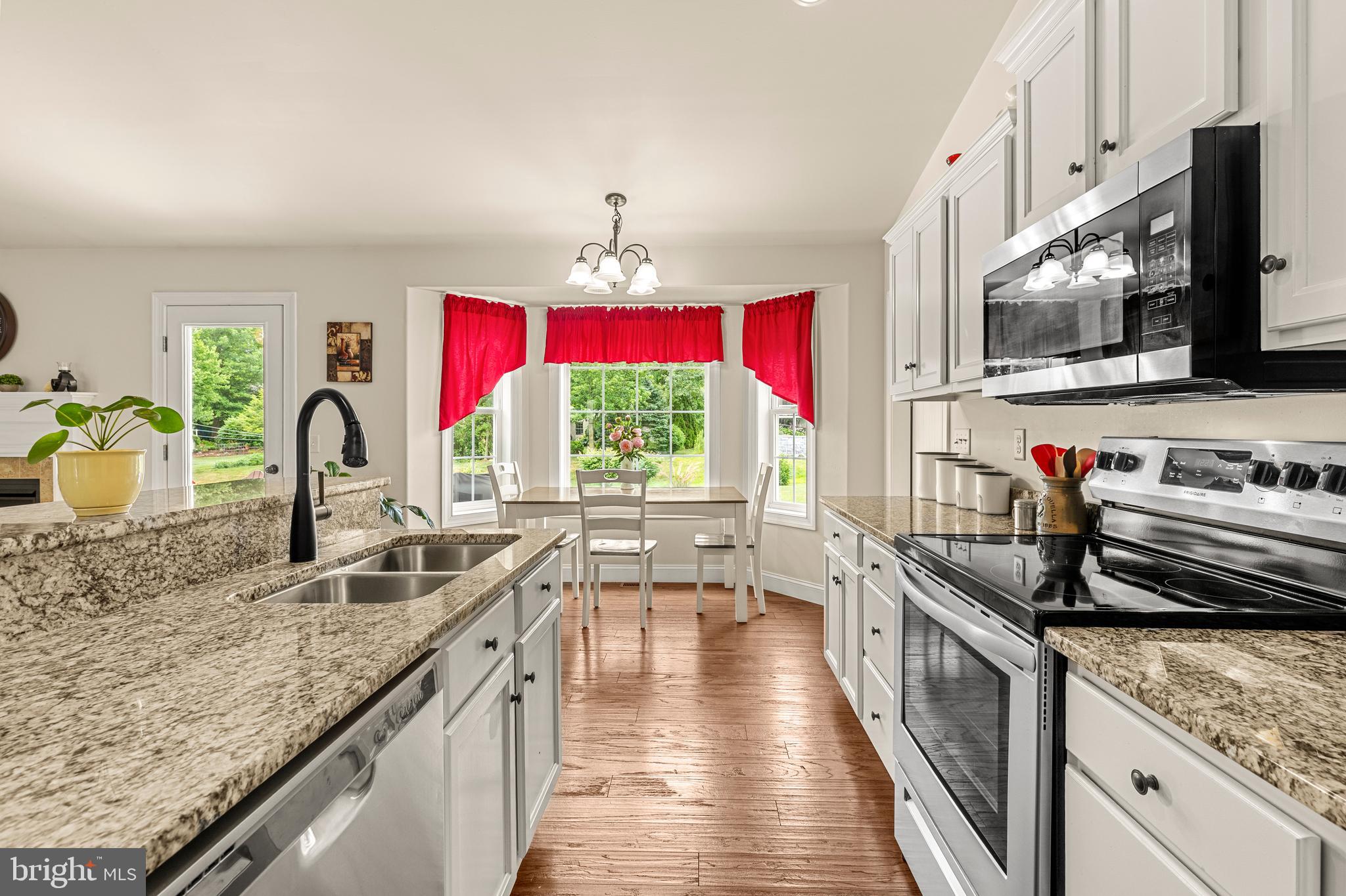 THE MEADOWS - Residential