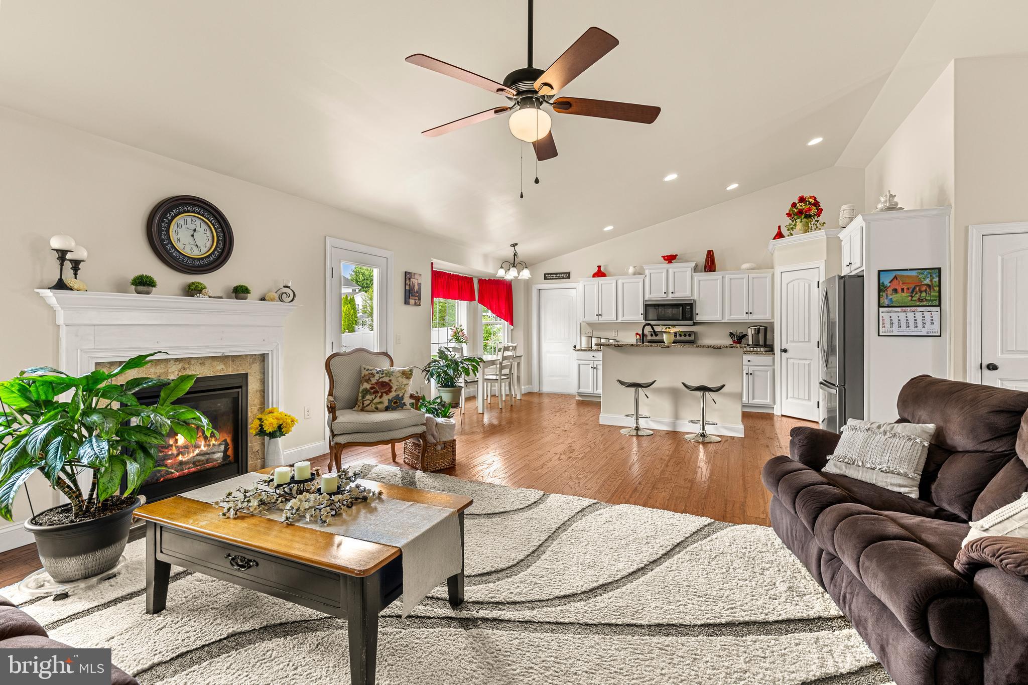 THE MEADOWS - Residential