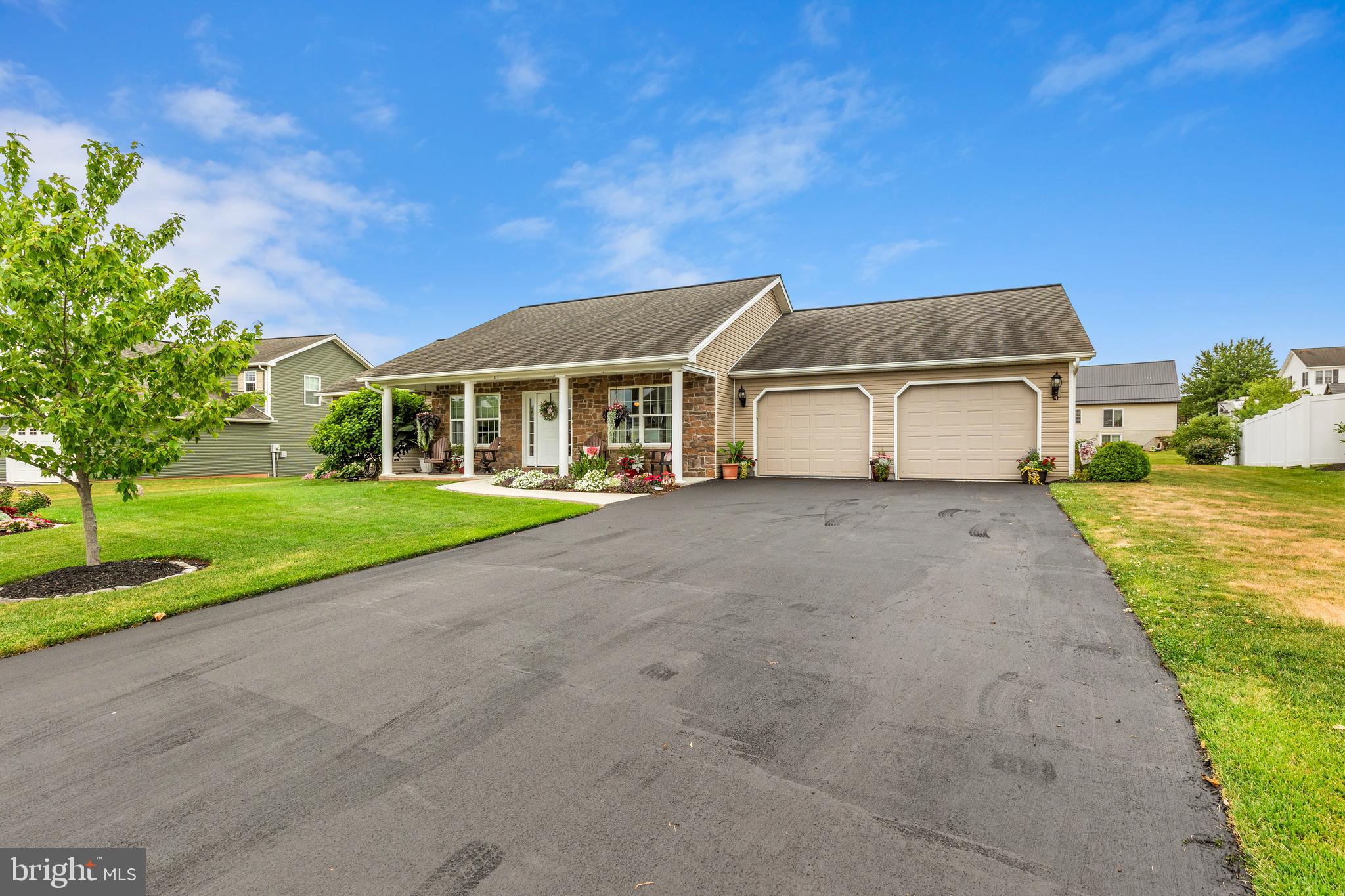 THE MEADOWS - Residential