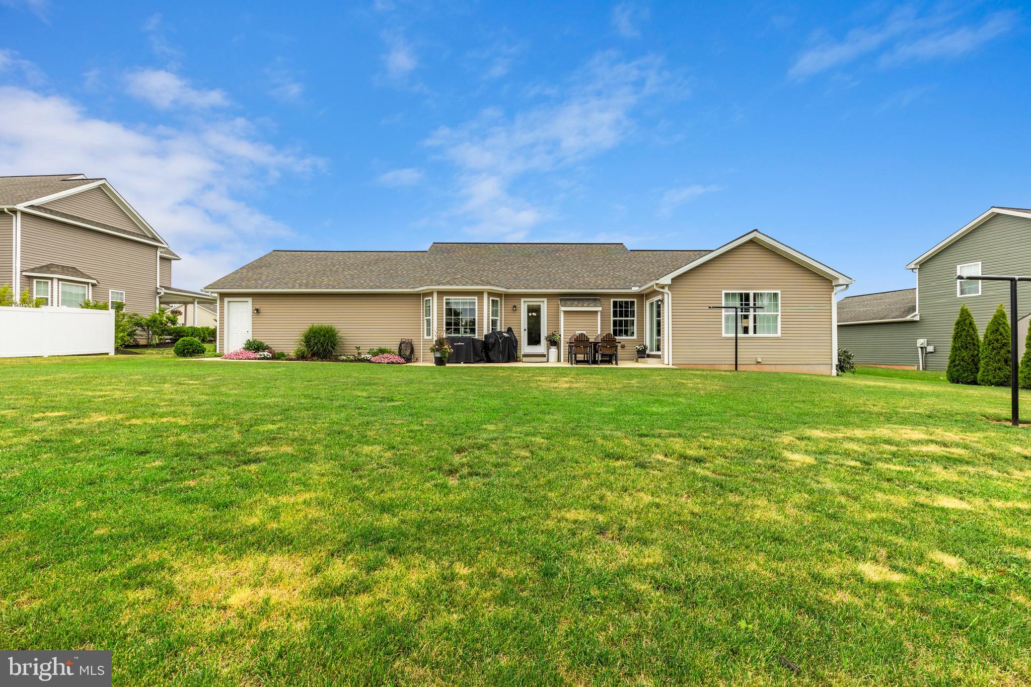 THE MEADOWS - Residential