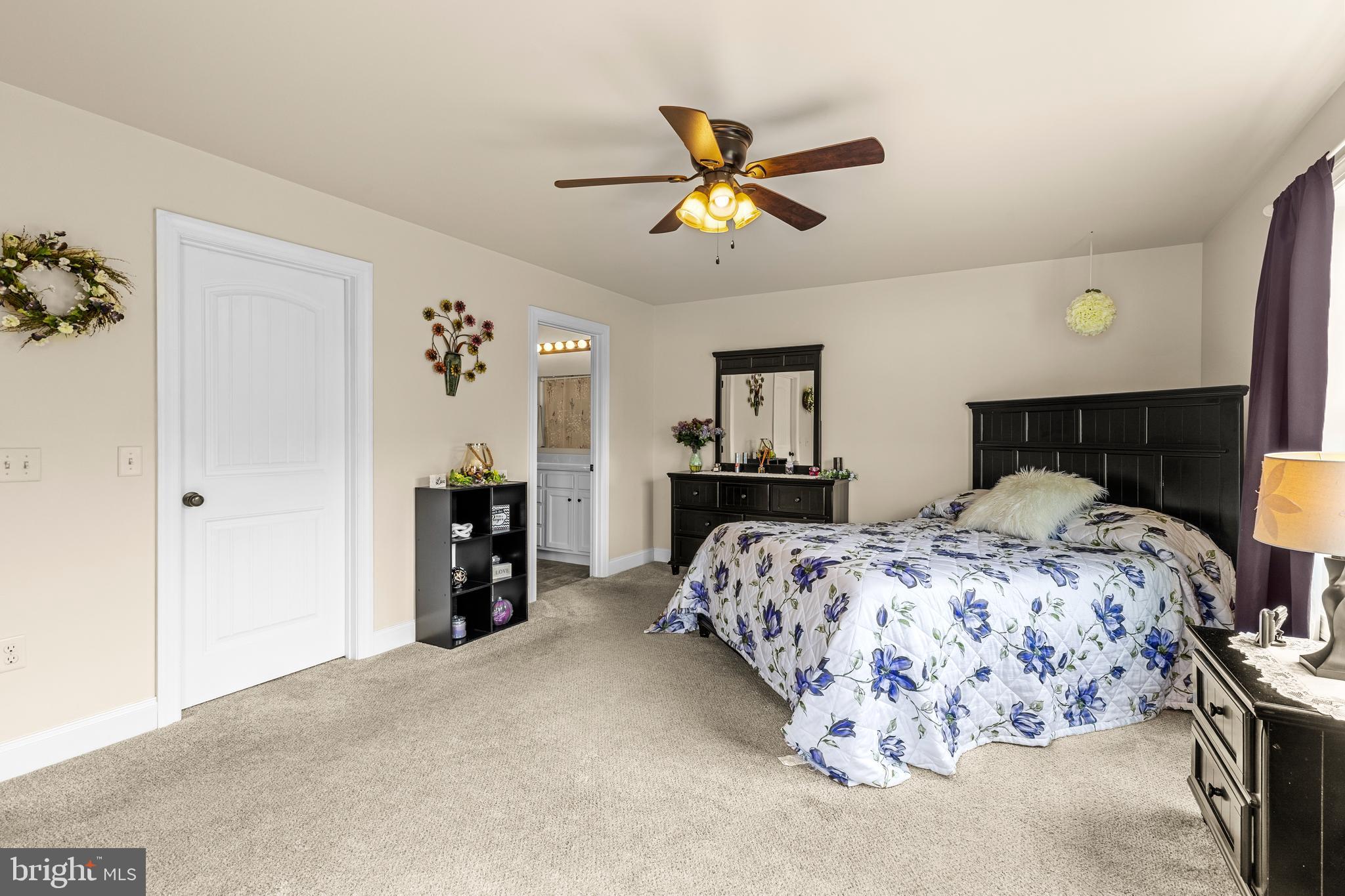 THE MEADOWS - Residential