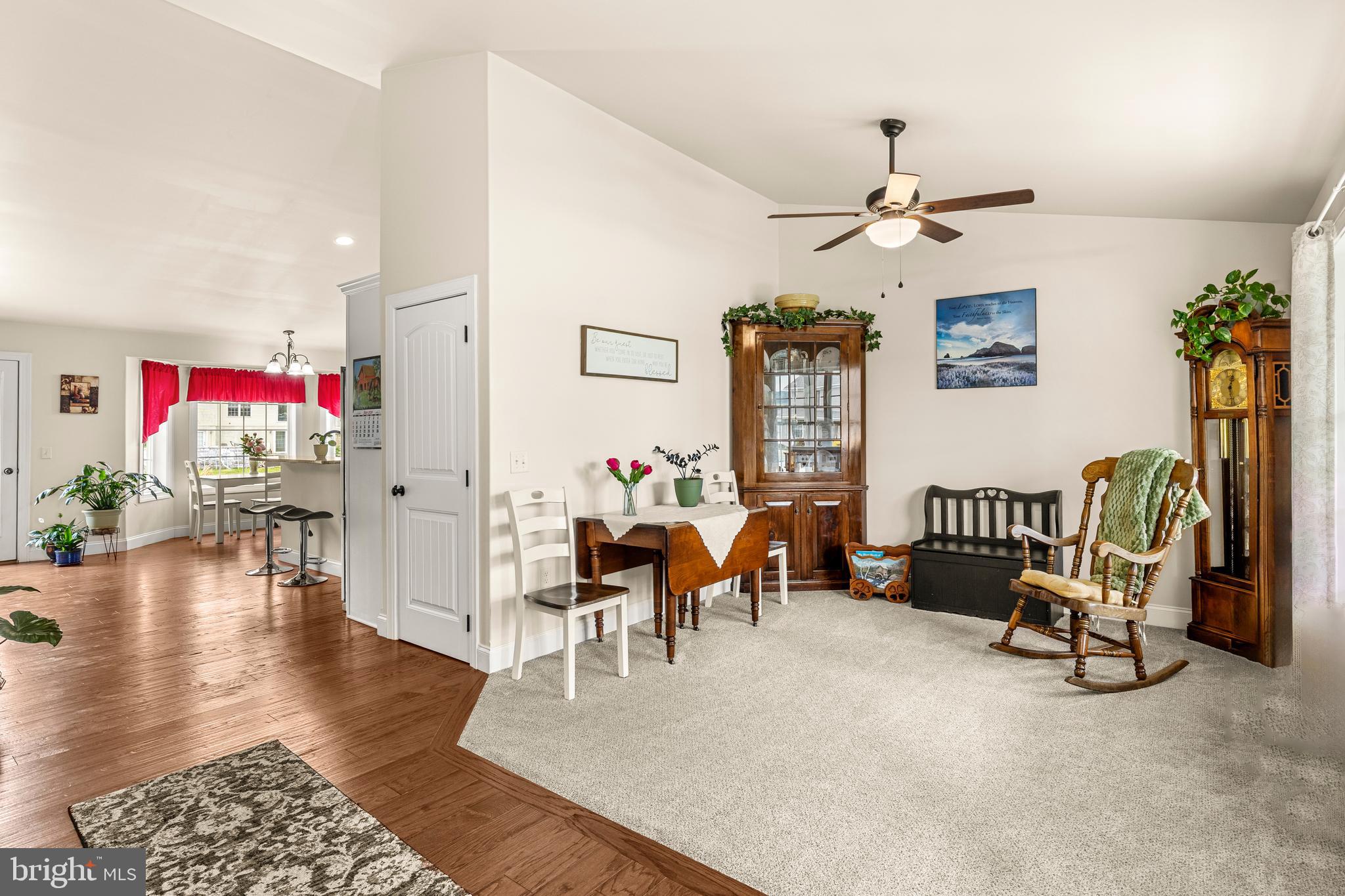 THE MEADOWS - Residential