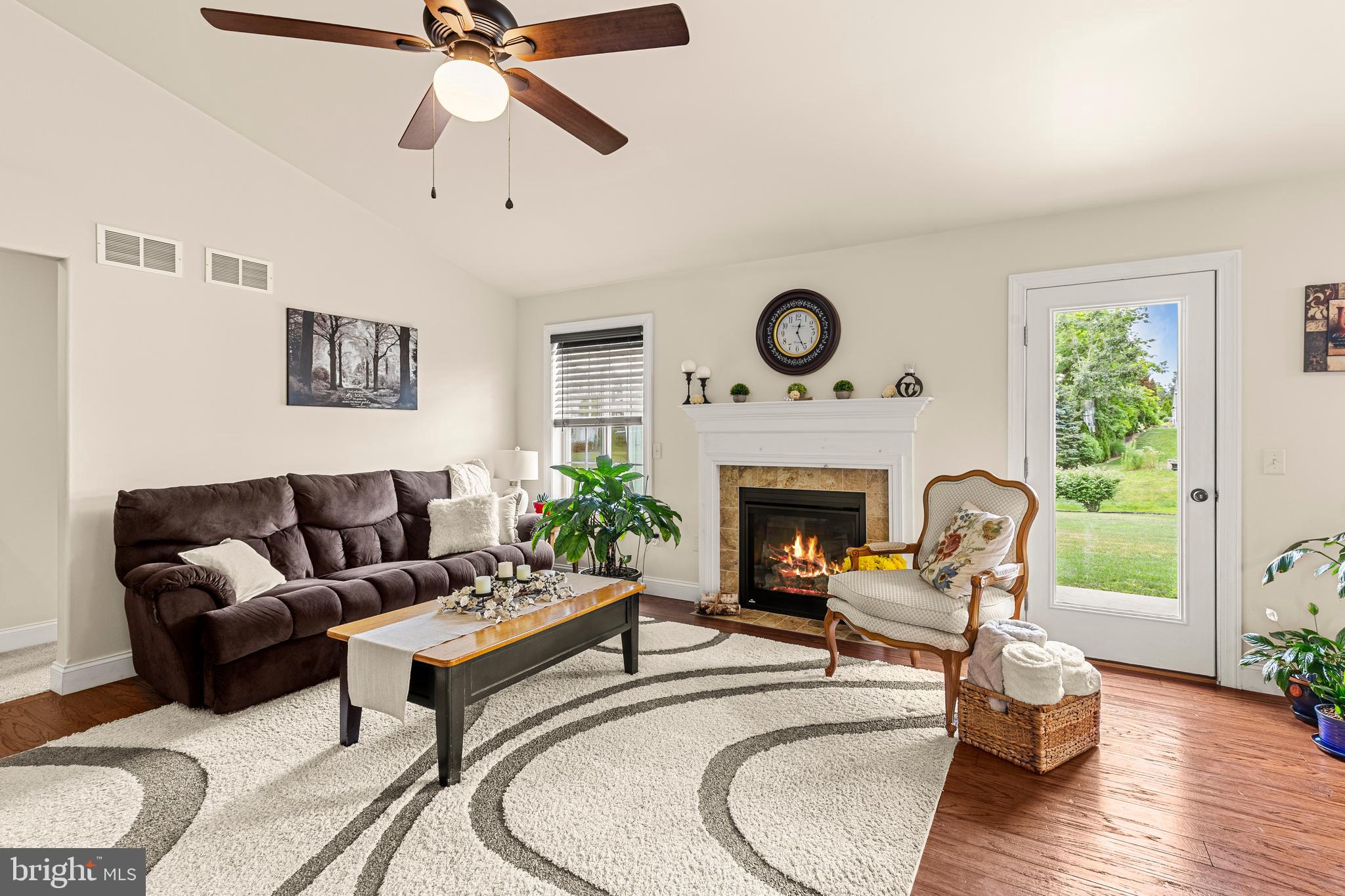 THE MEADOWS - Residential