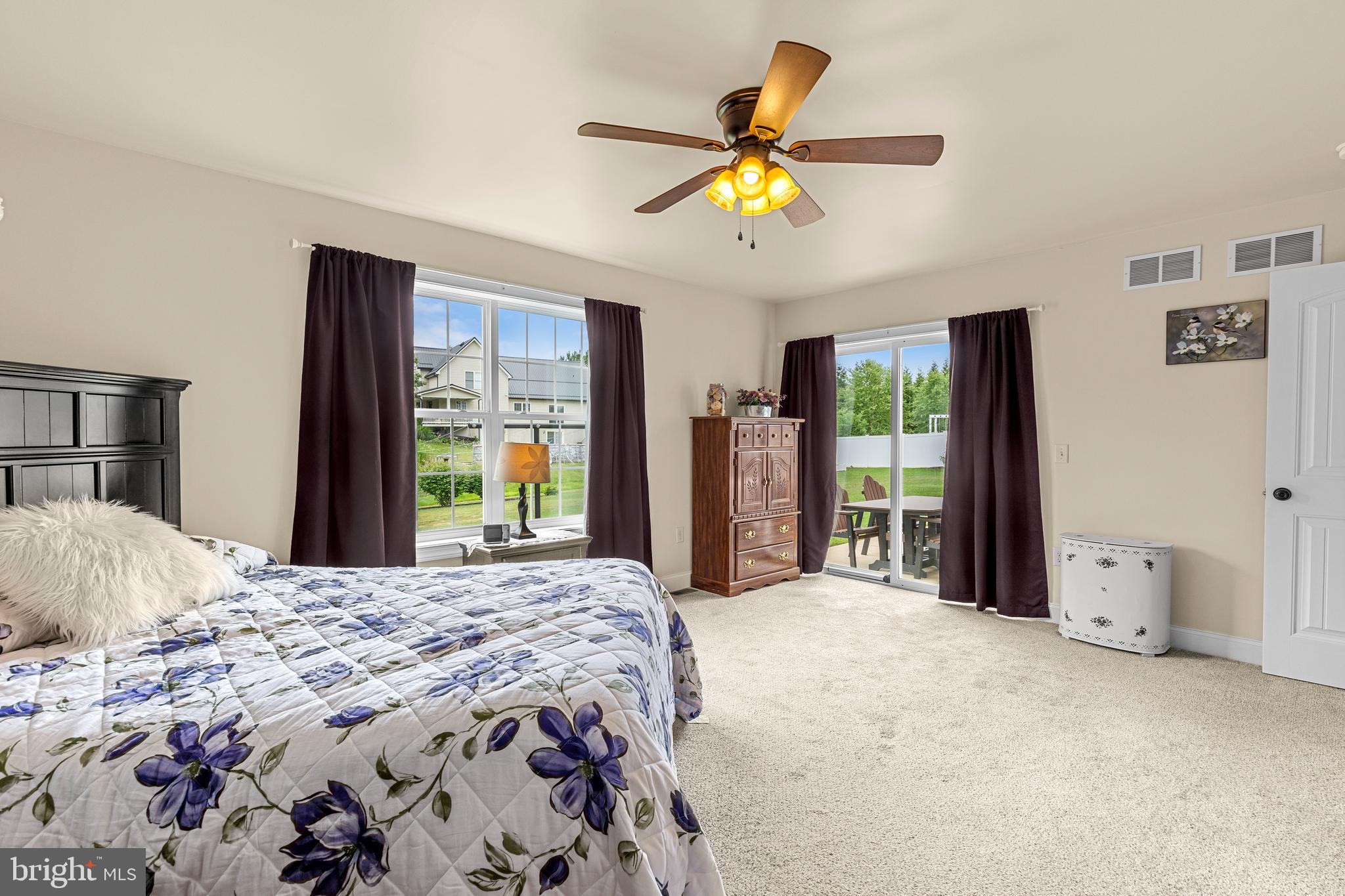 THE MEADOWS - Residential