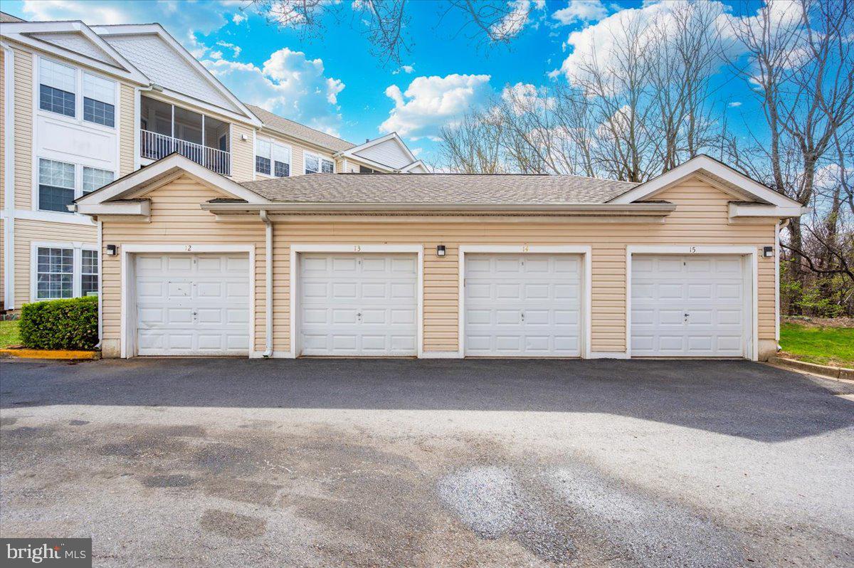 AMBER RIDGE AT MILESTONE - Residential