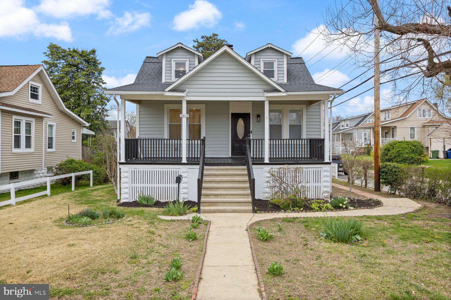 HAMILTON HILLS - Residential