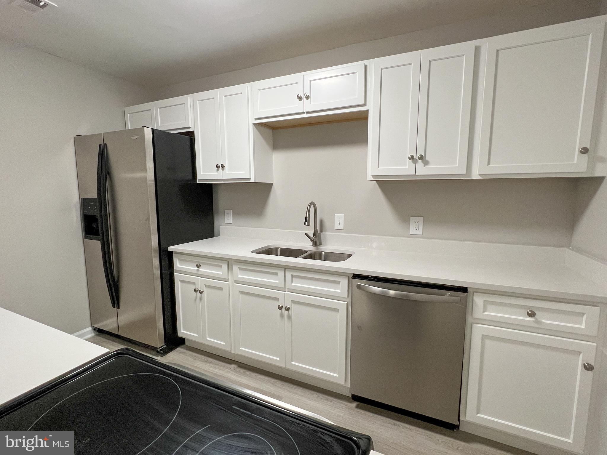 ROSSMOOR MUTUAL #12 - Residential
