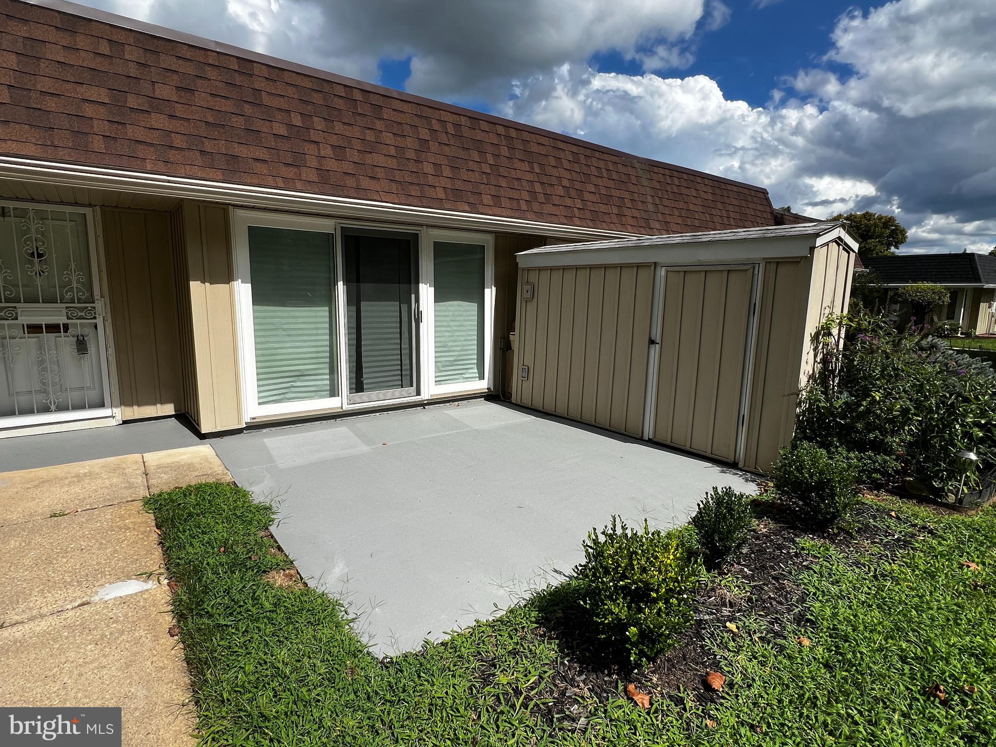ROSSMOOR MUTUAL #12 - Residential