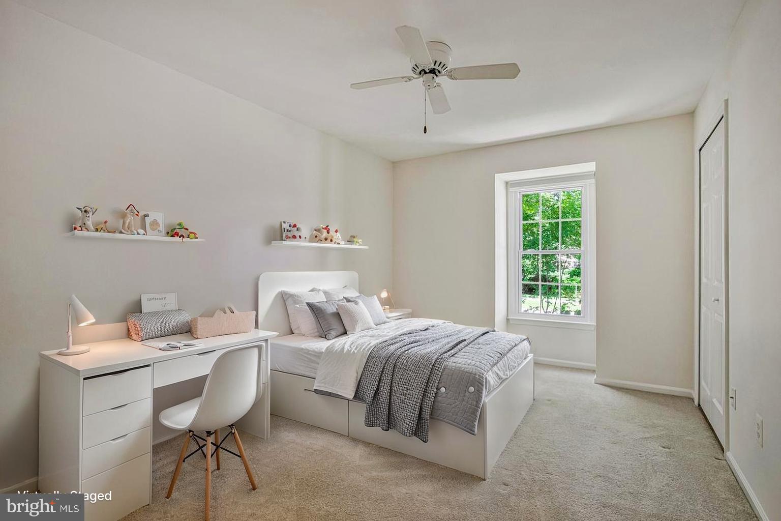 VILLAGE OF LONG REACH - Residential