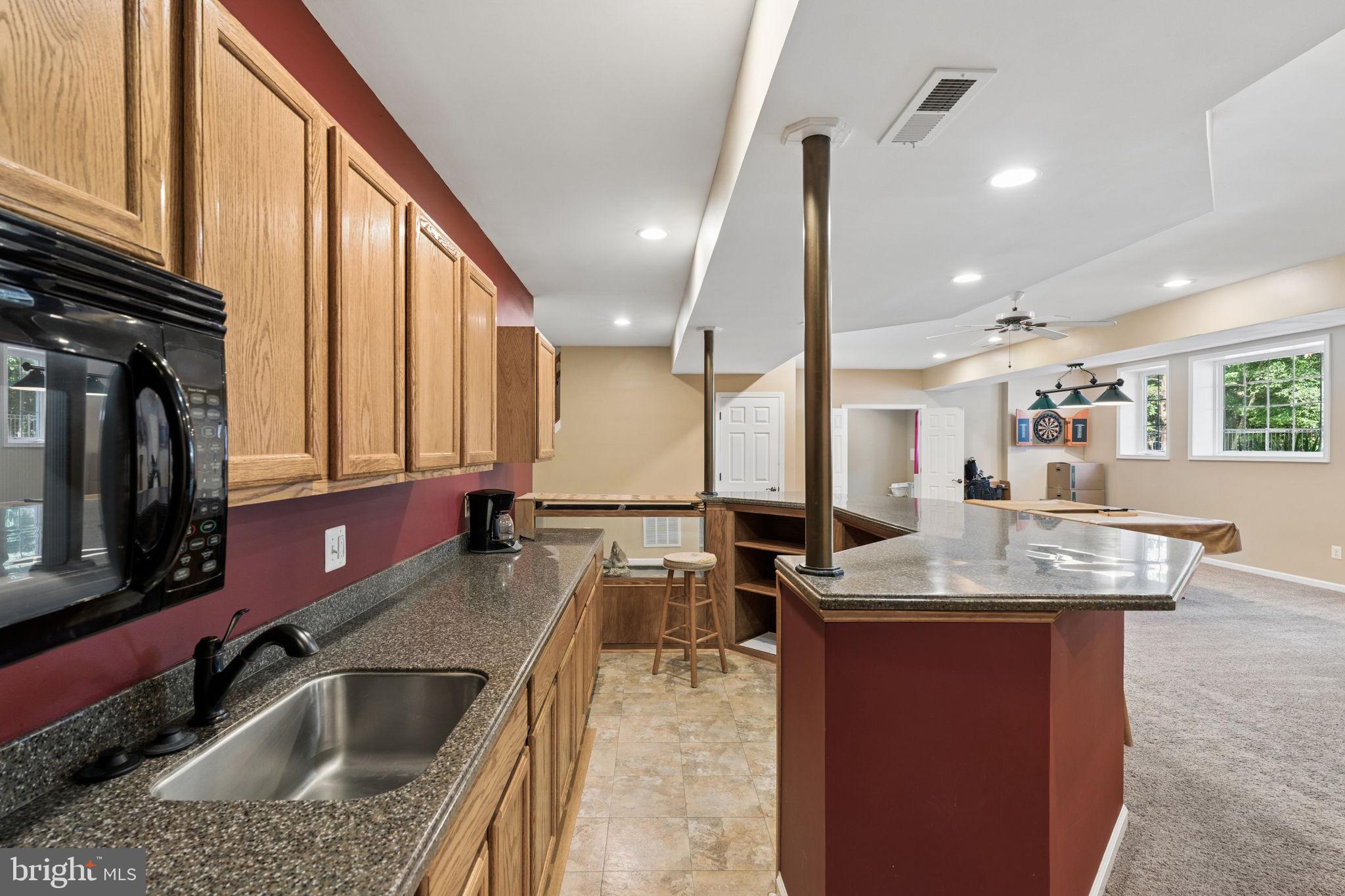 TIRA ESTATES - Residential