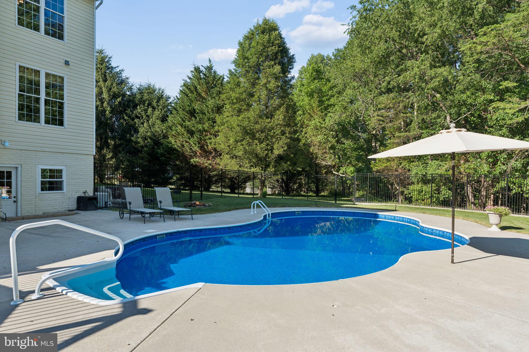 TIRA ESTATES - Residential