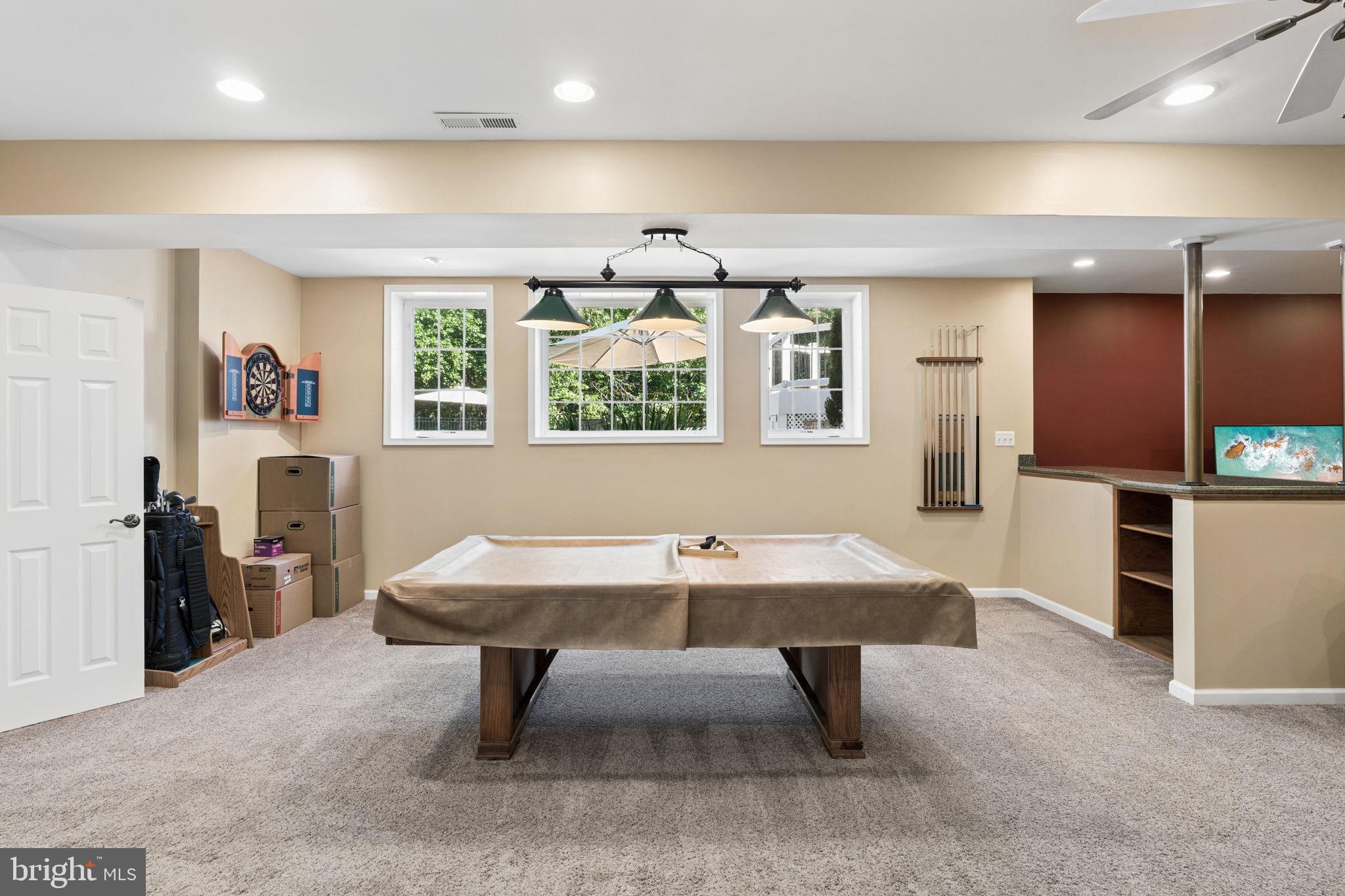 TIRA ESTATES - Residential
