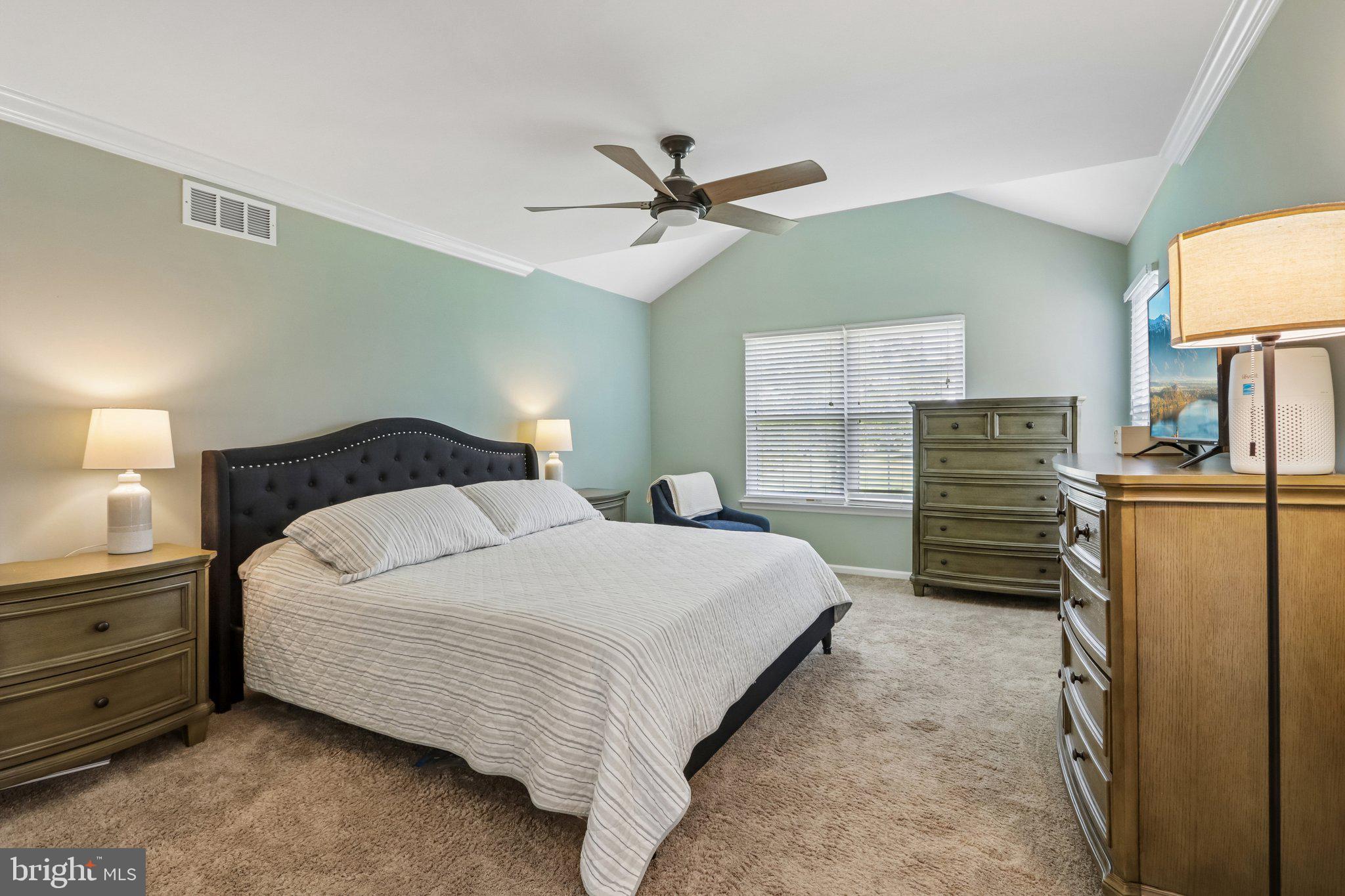 PINE CREST - Residential