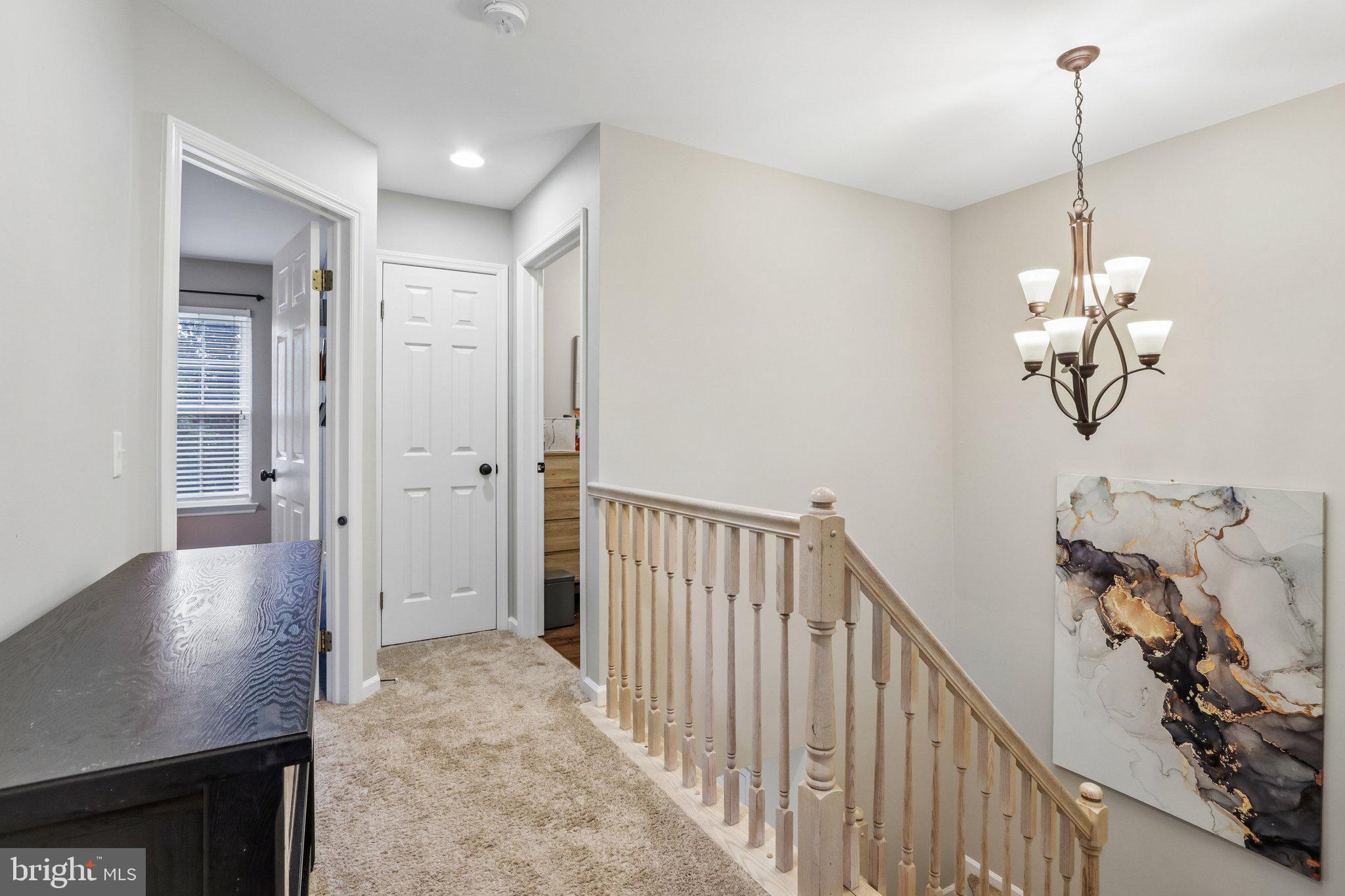 PINE CREST - Residential