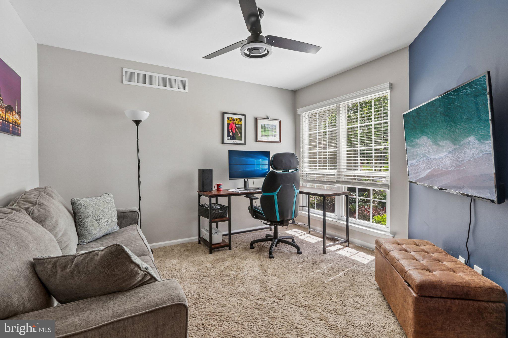 PINE CREST - Residential