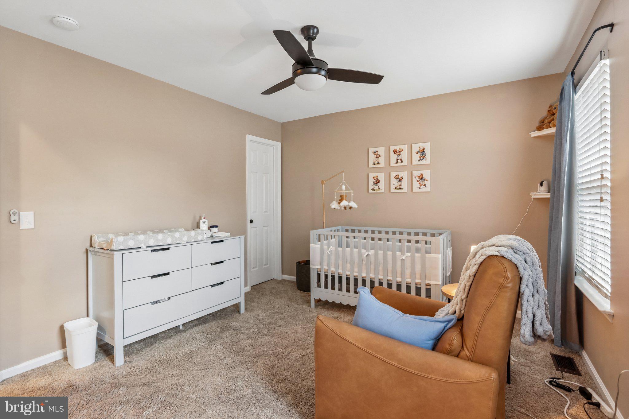PINE CREST - Residential