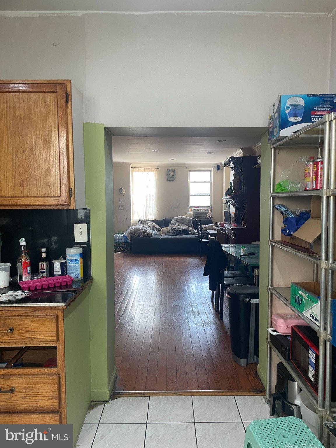 ITALIAN MARKET - Residential