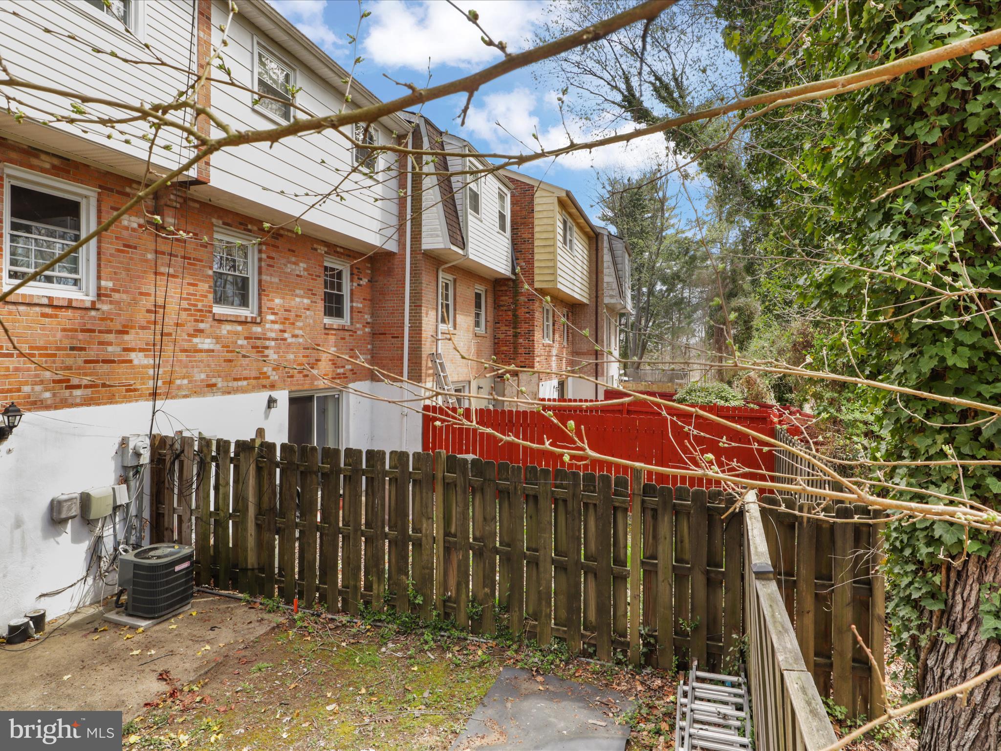BIRCHDALE - Residential
