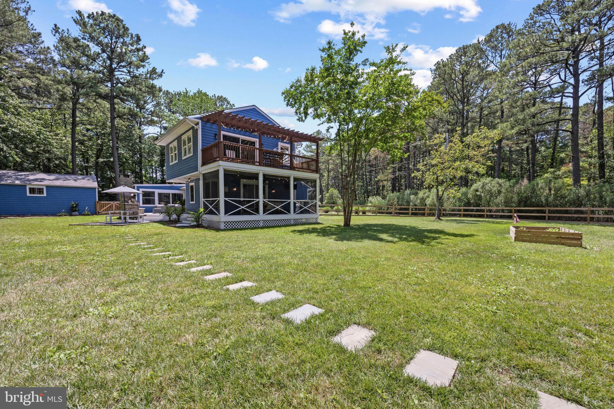 KENT ISLAND ESTATES - Residential