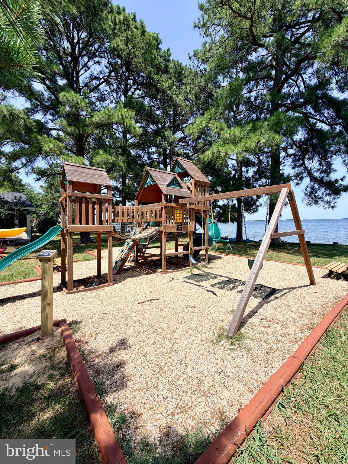 KENT ISLAND ESTATES - Residential
