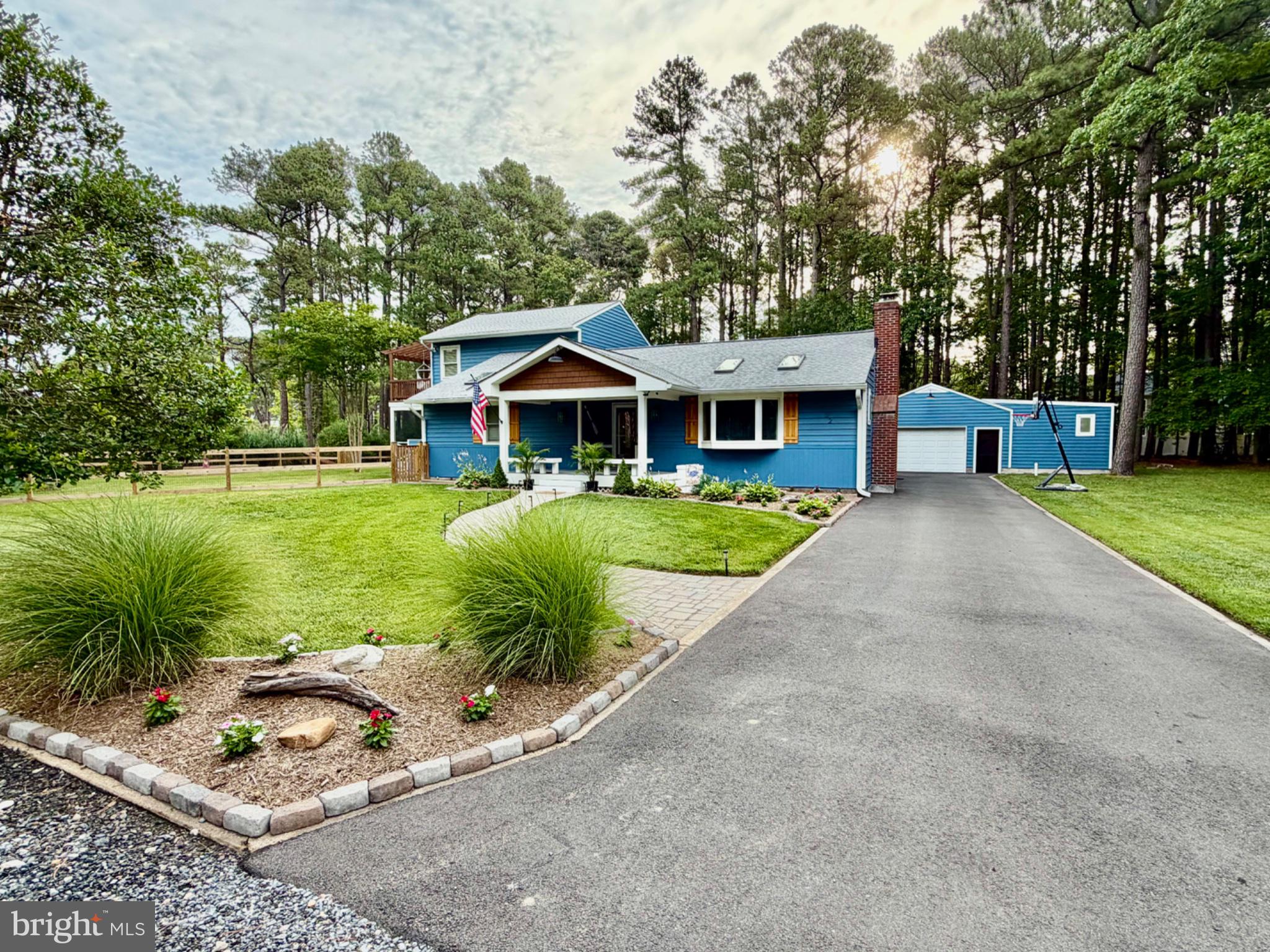KENT ISLAND ESTATES - Residential